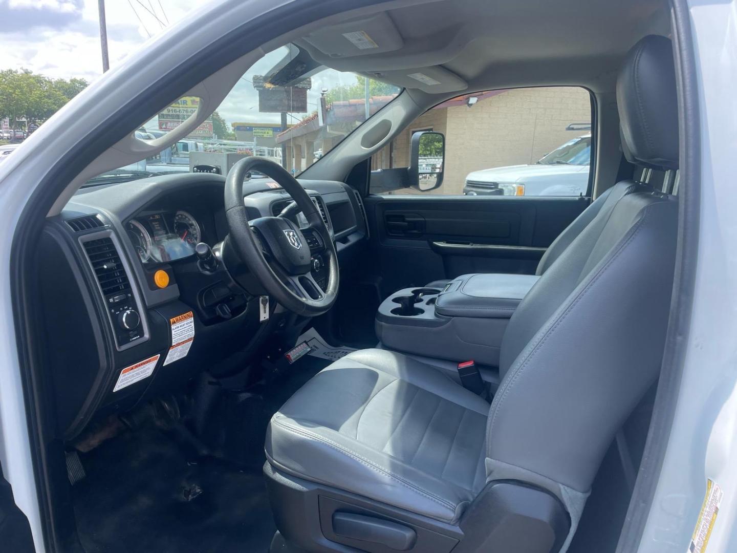 2016 White RAM 5500 Tradesman (3C7WRMBL1GG) with an 6.7L 6 Cylinder Other engine, 6-Speed Automatic transmission, located at 800 Riverside Ave, Roseville, CA, 95678, 916-773-4549 & Toll Free: 866-719-4393, 38.732265, -121.291039 - Photo#7
