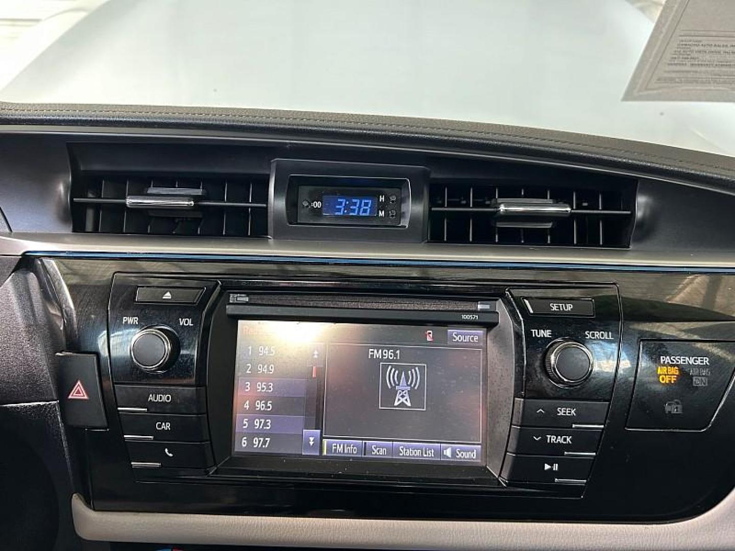 2016 SILVER Toyota Corolla (2T1BURHE4GC) with an 4-Cyl 1.8 Liter engine, Automatic CVTi-S transmission, located at 412 Auto Vista Drive, Palmdale, 93551, (661) 945-0620, 34.592636, -118.136681 - Photo#5