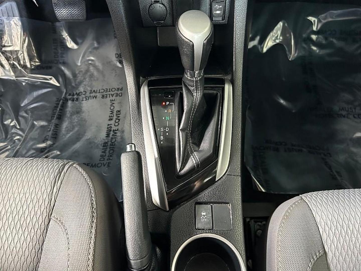 2016 SILVER Toyota Corolla (2T1BURHE4GC) with an 4-Cyl 1.8 Liter engine, Automatic CVTi-S transmission, located at 412 Auto Vista Drive, Palmdale, 93551, (661) 945-0620, 34.592636, -118.136681 - Photo#7