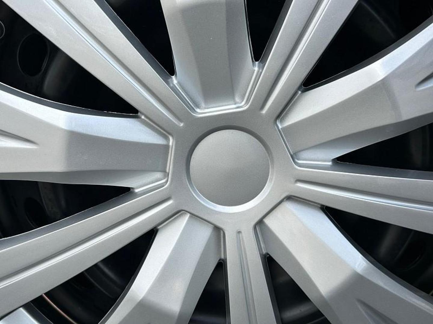 2016 SILVER Toyota Corolla (2T1BURHE4GC) with an 4-Cyl 1.8 Liter engine, Automatic CVTi-S transmission, located at 412 Auto Vista Drive, Palmdale, 93551, (661) 945-0620, 34.592636, -118.136681 - Photo#14