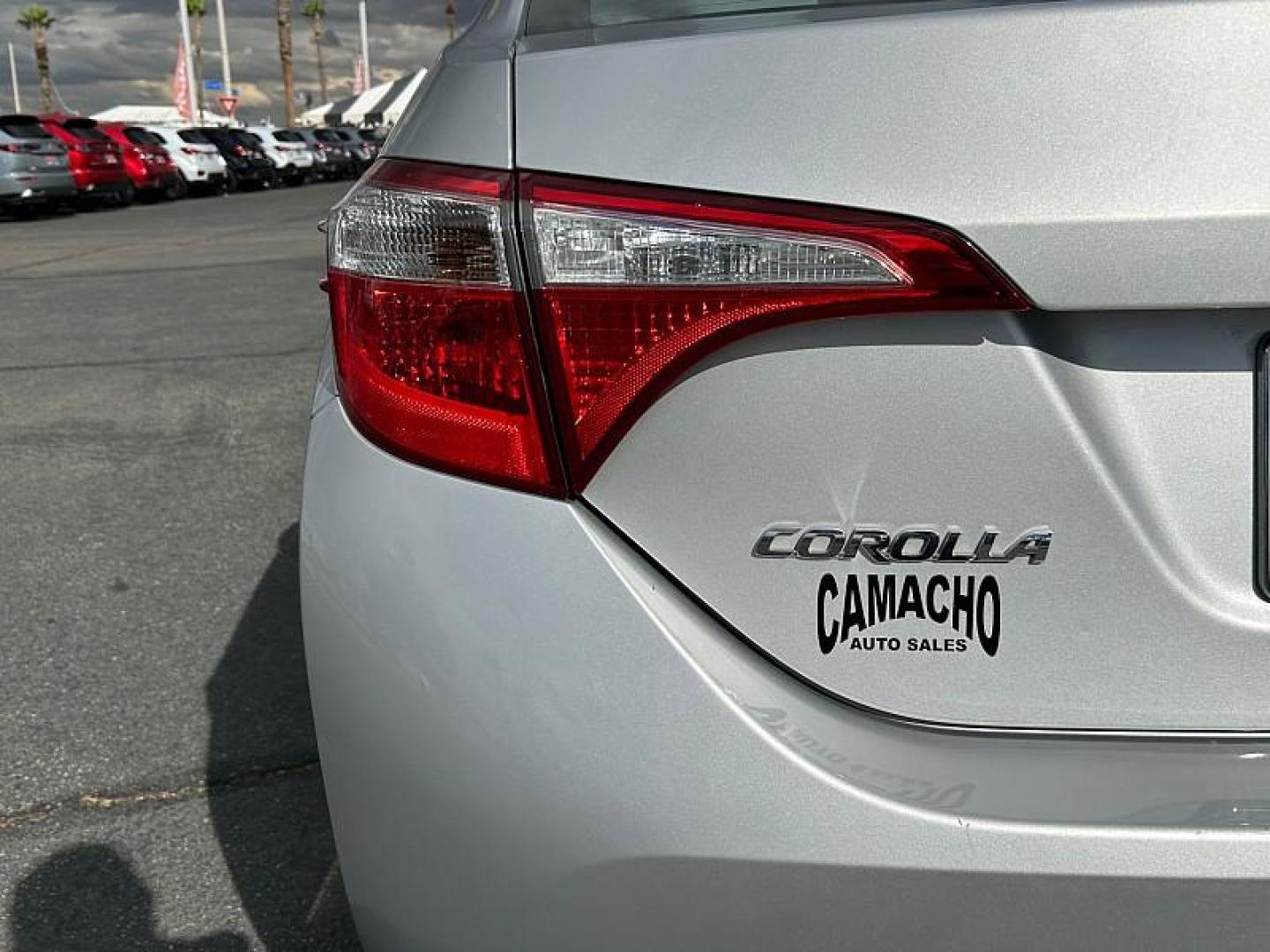 2016 SILVER Toyota Corolla (2T1BURHE4GC) with an 4-Cyl 1.8 Liter engine, Automatic CVTi-S transmission, located at 412 Auto Vista Drive, Palmdale, 93551, (661) 945-0620, 34.592636, -118.136681 - Photo#18