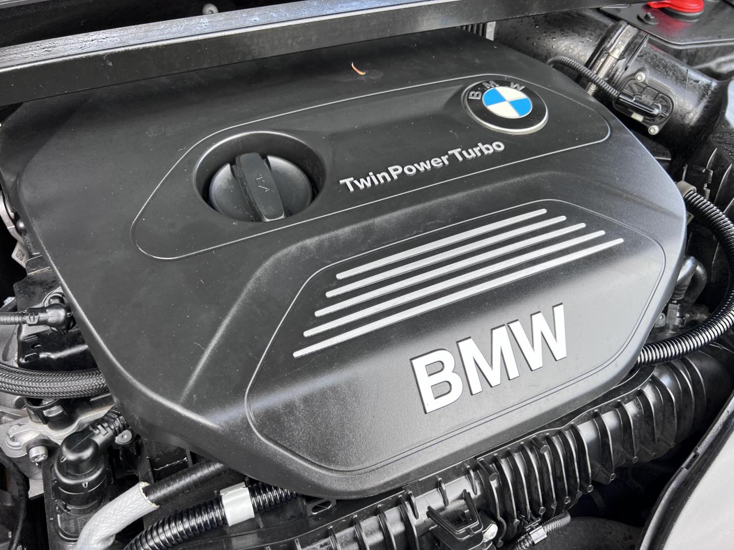 2017 Black /Black BMW X1 sDrive28i (WBXHU7C33H5) with an 2.0L L4 DOHC 16V engine, 8A transmission, located at 30 S. Berkeley Avenue, Pasadena, CA, 91107, (626) 248-7567, 34.145447, -118.109398 - Experience the pinnacle of luxury and versatility with the 2017 BMW X1, a compact SUV that delivers style, performance, and cutting-edge technology in one stunning package. With low miles for its year at just 79,804, this exceptional vehicle offers you an incredible opportunity to drive a nearly new - Photo#21