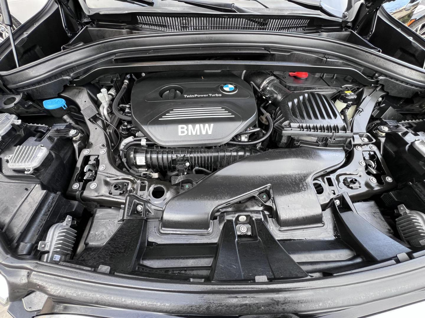 2017 Black /Black BMW X1 sDrive28i (WBXHU7C33H5) with an 2.0L L4 DOHC 16V engine, 8A transmission, located at 30 S. Berkeley Avenue, Pasadena, CA, 91107, (626) 248-7567, 34.145447, -118.109398 - Experience the pinnacle of luxury and versatility with the 2017 BMW X1, a compact SUV that delivers style, performance, and cutting-edge technology in one stunning package. With low miles for its year at just 79,804, this exceptional vehicle offers you an incredible opportunity to drive a nearly new - Photo#23