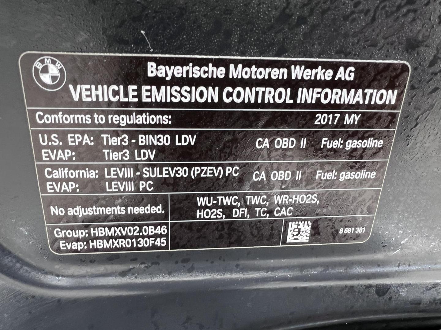 2017 Black /Black BMW X1 sDrive28i (WBXHU7C33H5) with an 2.0L L4 DOHC 16V engine, 8A transmission, located at 30 S. Berkeley Avenue, Pasadena, CA, 91107, (626) 248-7567, 34.145447, -118.109398 - Experience the pinnacle of luxury and versatility with the 2017 BMW X1, a compact SUV that delivers style, performance, and cutting-edge technology in one stunning package. With low miles for its year at just 79,804, this exceptional vehicle offers you an incredible opportunity to drive a nearly new - Photo#25