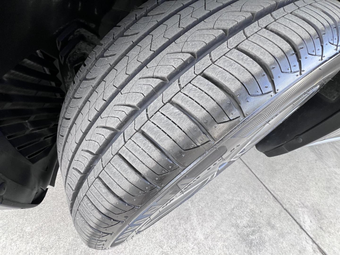 2017 Black /Black BMW X1 sDrive28i (WBXHU7C33H5) with an 2.0L L4 DOHC 16V engine, 8A transmission, located at 30 S. Berkeley Avenue, Pasadena, CA, 91107, (626) 248-7567, 34.145447, -118.109398 - Experience the pinnacle of luxury and versatility with the 2017 BMW X1, a compact SUV that delivers style, performance, and cutting-edge technology in one stunning package. With low miles for its year at just 79,804, this exceptional vehicle offers you an incredible opportunity to drive a nearly new - Photo#28
