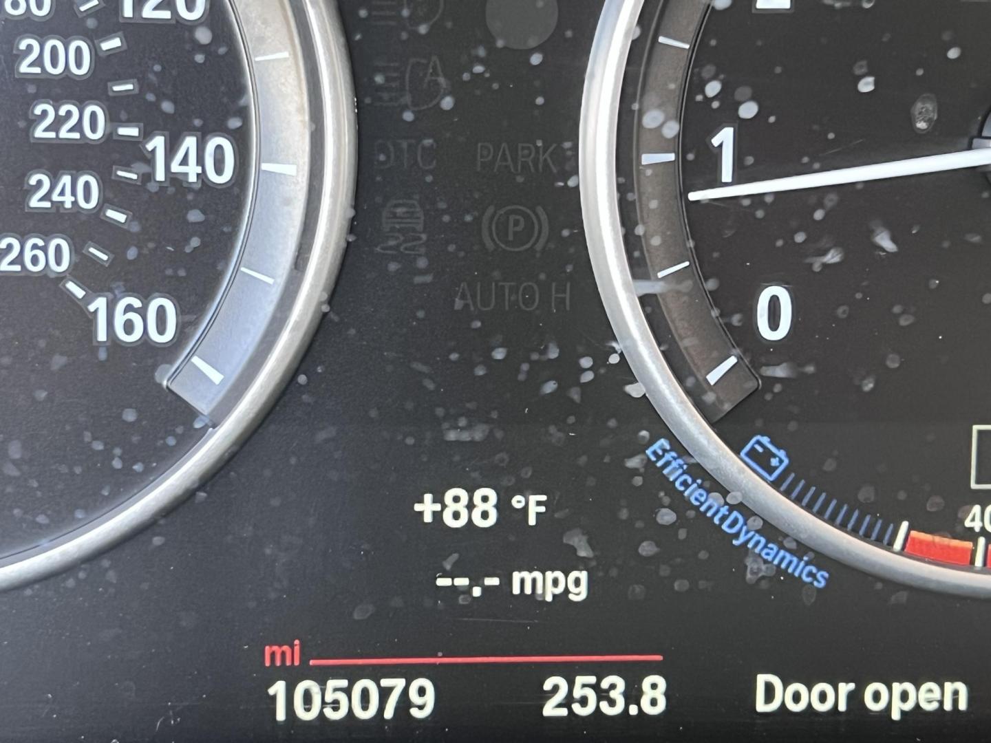 2017 Silver Metallic /Tan BMW X3 sDrive28i (5UXWZ7C51H0) with an 2.0L L4 DOHC 16V engine, 8A transmission, located at 30 S. Berkeley Avenue, Pasadena, CA, 91107, (626) 248-7567, 34.145447, -118.109398 - Are you in the market for a luxurious, reliable, and feature-packed SUV in Pasadena, CA? Look no further than this stunning 2017 BMW X3, available now at Crown City Motors, located at 30 S Berkeley Ave, Pasadena, CA 91107. As a trusted buy here pay here dealer, we specialize in offering top-quality - Photo#4
