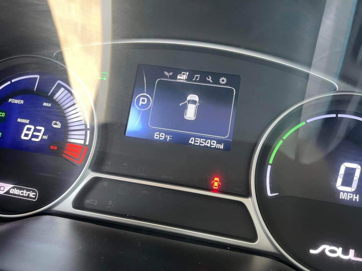 2017 WHITE Kia Soul EV + (KNDJX3AE7H7) with an ELECTRIC engine, 1A transmission, located at 744 E Miner Ave, Stockton, CA, 95202, (209) 944-5770, 37.956863, -121.282082 - PLUS TAXES AND FEES- Photo#13