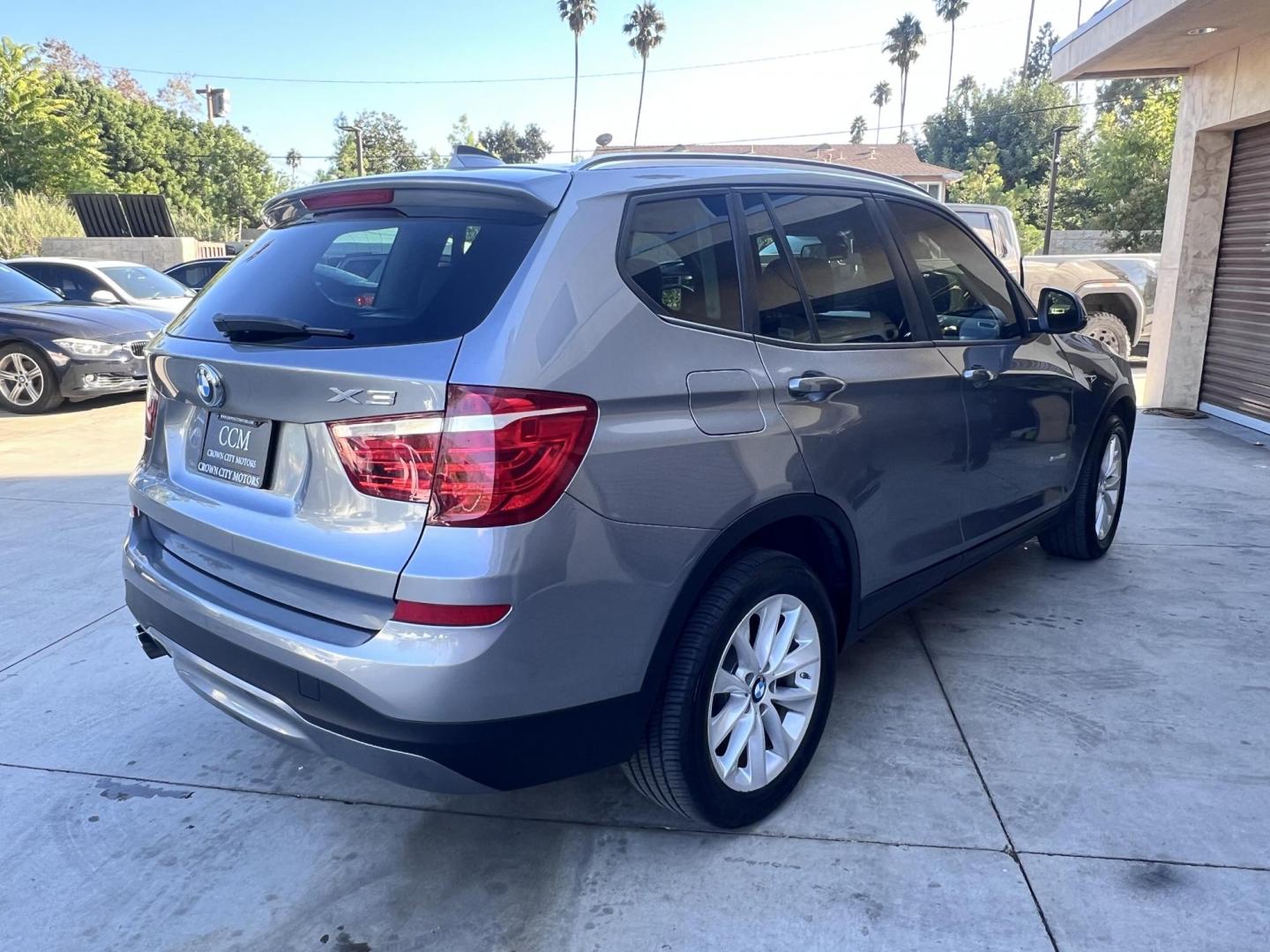 2017 SILVER BMW X3 sDrive28i (5UXWZ7C51H0) with an 2.0L L4 DOHC 16V engine, 8A transmission, located at 30 S. Berkeley Avenue, Pasadena, CA, 91107, (626) 248-7567, 34.145447, -118.109398 - Buy Here Pay Here – BMW Luxury SUV Financing in Pasadena At Crown City Motors, we believe that everyone deserves the opportunity to drive a safe, reliable, and stylish vehicle — regardless of their credit history. That’s why we proudly offer Buy Here Pay Here (BHPH) financing on luxury vehi - Photo#11