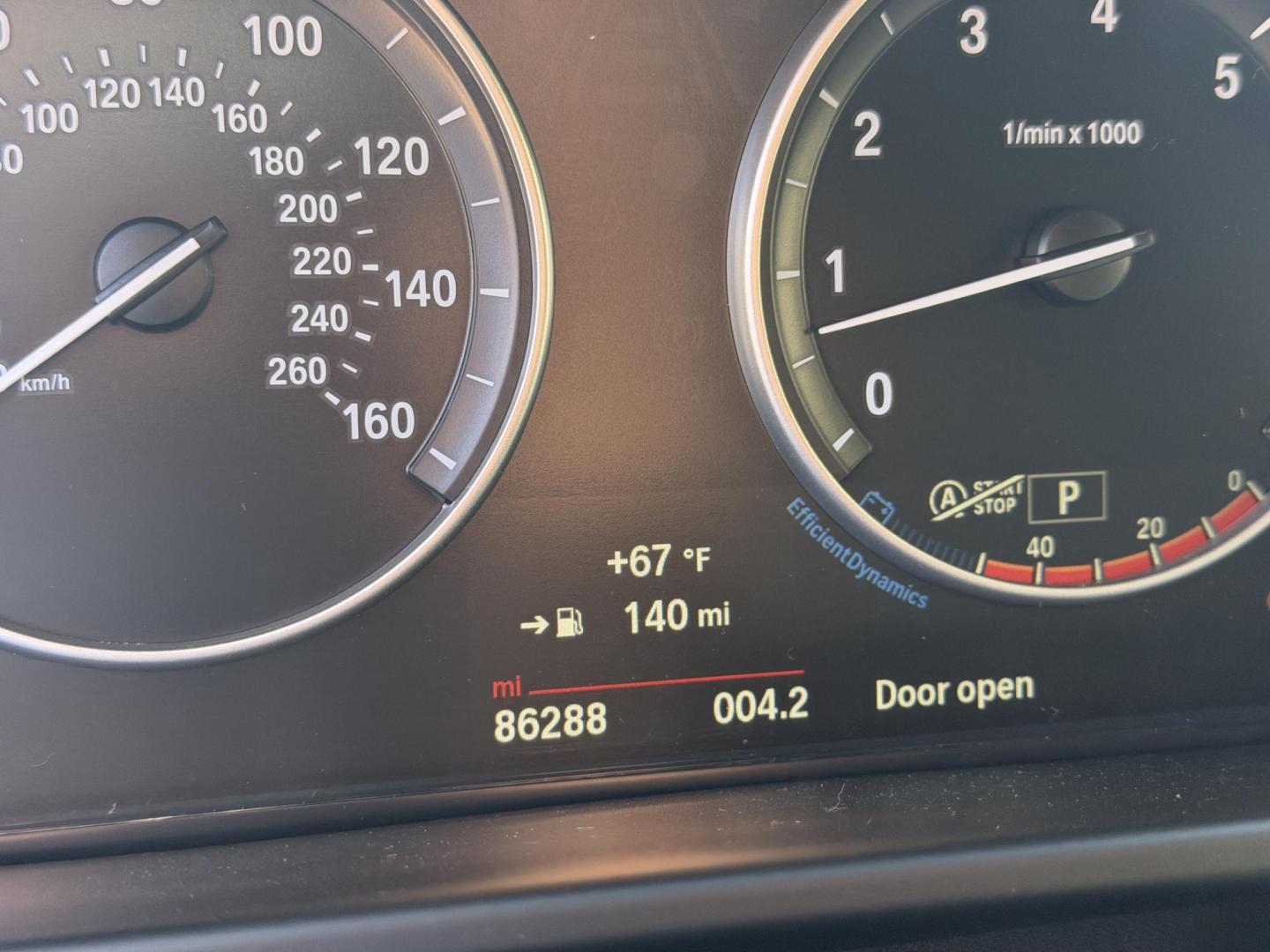 2017 BMW X5 sDrive35i (5UXKR2C56H0) with an 3.0L L6 DOHC 24V engine, 8A transmission, located at 30 S. Berkeley Avenue, Pasadena, CA, 91107, (626) 248-7567, 34.145447, -118.109398 - Photo#11