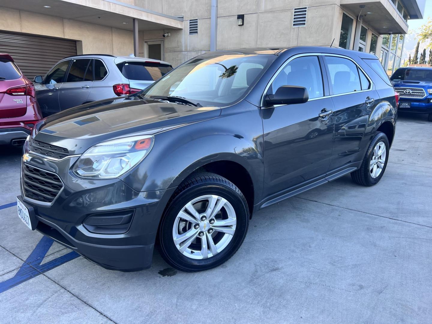 2017 Gray /Black Chevrolet Equinox LS 2WD (2GNALBEK9H1) with an 2.4L L4 DOHC 16V FFV engine, 6A transmission, located at 30 S. Berkeley Avenue, Pasadena, CA, 91107, (626) 248-7567, 34.145447, -118.109398 - 2017 Chevrolet Equinox LS – Fuel-Efficient SUV – Buy Here Pay Here – $995 Down – Bad Credit OK – Crown City Motors – Pasadena, CA Need a dependable SUV with room for the family, great fuel economy, and affordable payments? This 2017 Chevrolet Equinox LS is the perfect compact SUV for- Photo#5