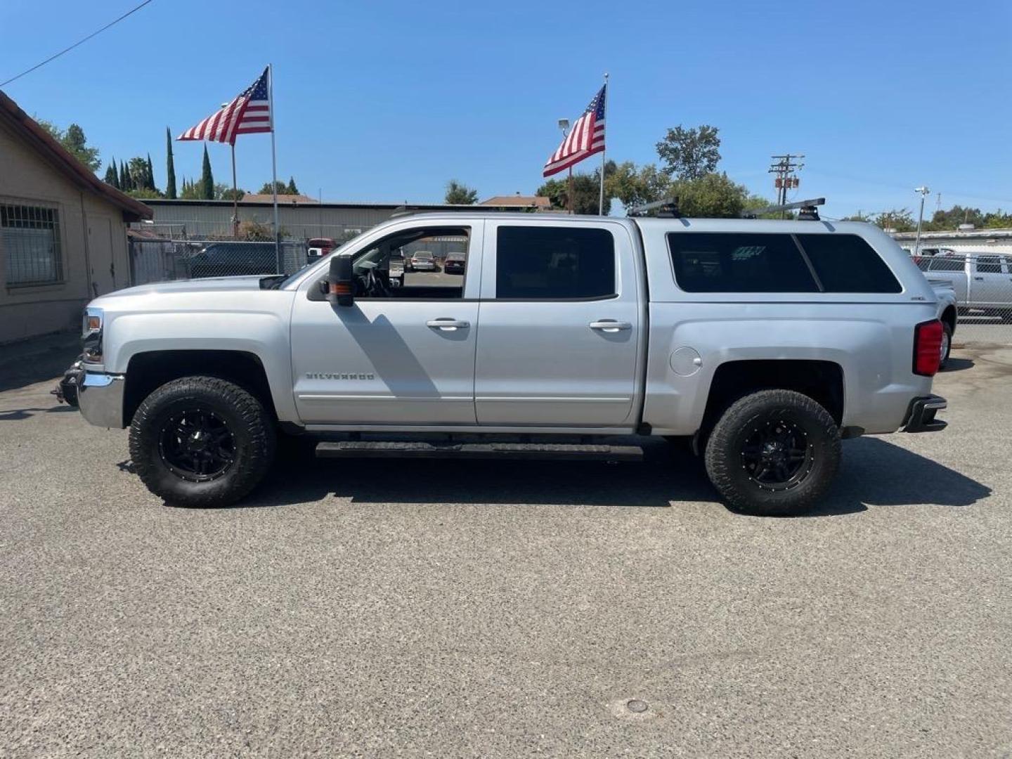 2017 Silver Ice Metallic Chevrolet Silverado 1500 LT (3GCUKREC0HG) with an 5.3L EcoTec3 5.3L V8 355hp 383ft. lbs. Direct Injection engine, 6-Speed Shiftable Automatic w/Overdrive transmission, located at 800 Riverside Ave, Roseville, CA, 95678, 916-773-4549 & Toll Free: 866-719-4393, 38.732265, -121.291039 - 4X4 CREW CAB LT SERVICE RECORDS ON CLEAN CARFAX - Photo#1