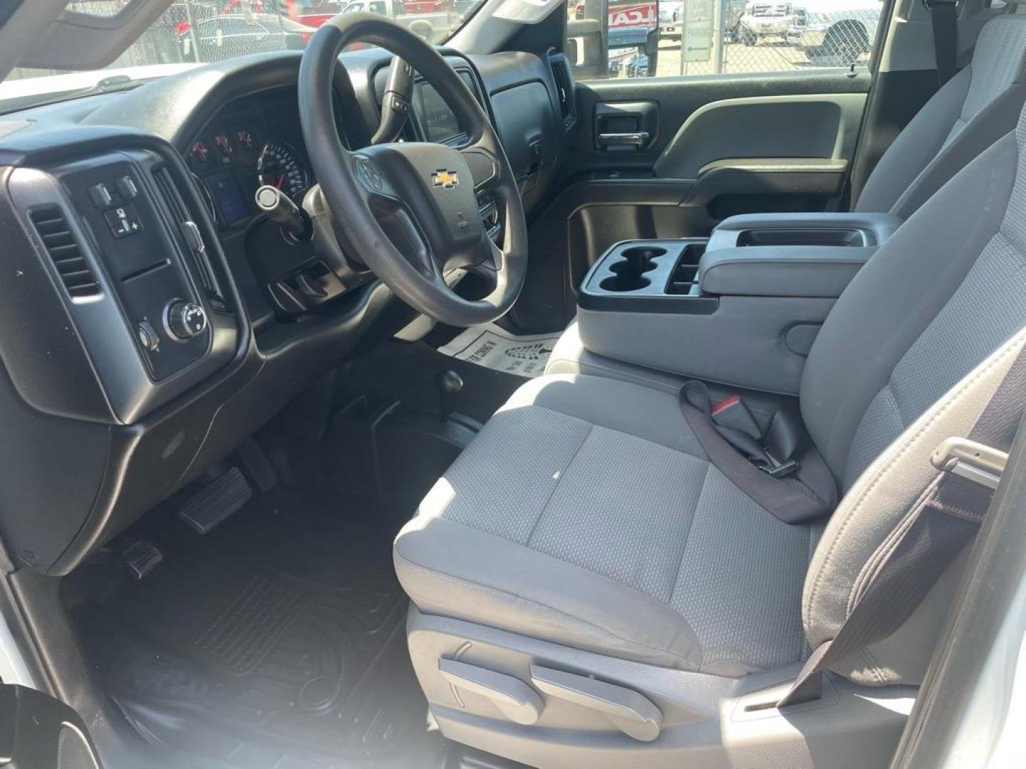 2017 Summit White Chevrolet Silverado 2500HD Work Truck (1GC1KUEYXHF) with an 6.6L Duramax 6.6L Biodiesel Turbo V8 445hp 910ft. lbs. Common Rail Direct Injection engine, Allison 1000 6-Speed Shiftable Automatic transmission, located at 800 Riverside Ave, Roseville, CA, 95678, 916-773-4549 & Toll Free: 866-719-4393, 38.732265, -121.291039 - DURAXAX DIESEL CREW CAB 4X4 ALLISON TRANSMISSION ONE OWNER SERVICE RECORDS ON CLEAN CARFAX - Photo#10