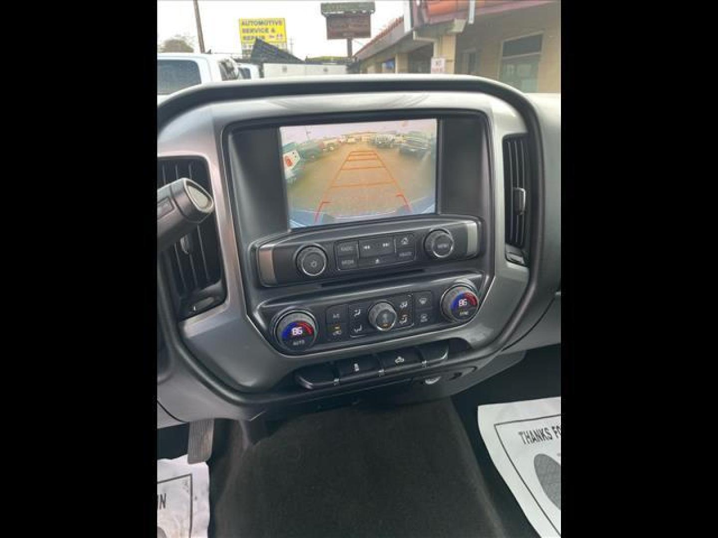 2017 Summit White Chevrolet Silverado 2500HD LT (1GC2KVEG2HZ) with an 6.0L Vortec 6.0L Flex Fuel V8 360hp 380ft. lbs. Sequential Electronic Fuel Injection engine, 6-Speed Shiftable Automatic transmission, located at 800 Riverside Ave, Roseville, CA, 95678, 916-773-4549 & Toll Free: 866-719-4393, 38.732265, -121.291039 - DOUBLE CAB 4X4 LT - Photo#10