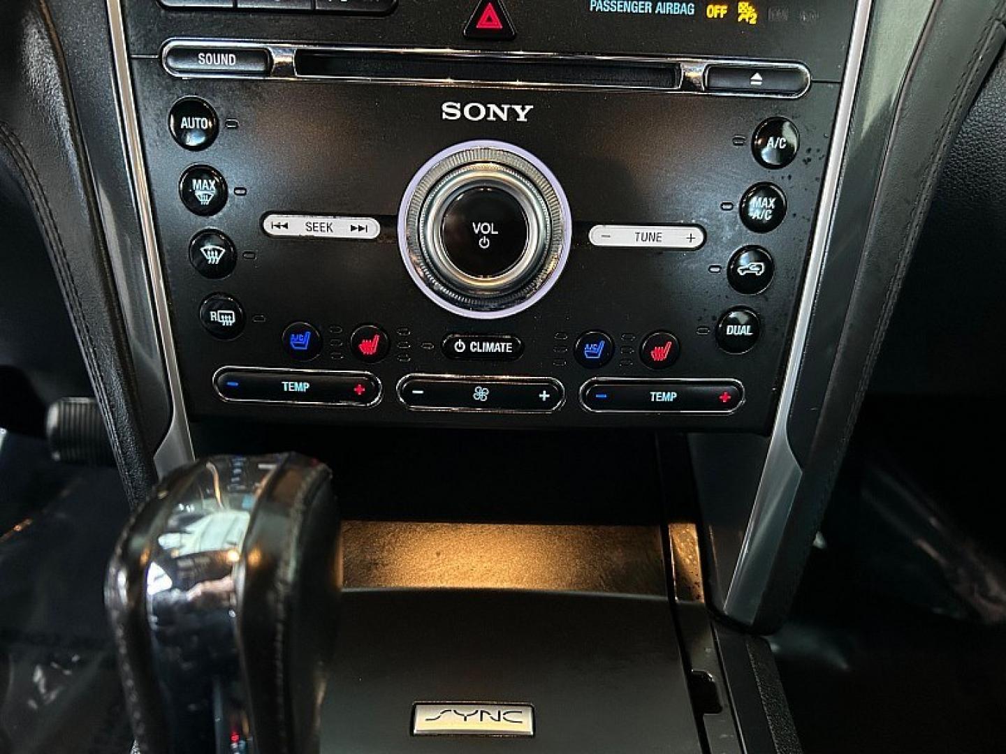 2017 SILVER Ford Explorer (1FM5K8HT2HG) with an V6 EcoBoost TT 3.5L engine, Auto 6-Spd SelectShift transmission, located at 412 Auto Vista Drive, Palmdale, 93551, (661) 945-0620, 34.592636, -118.136681- Photo#21