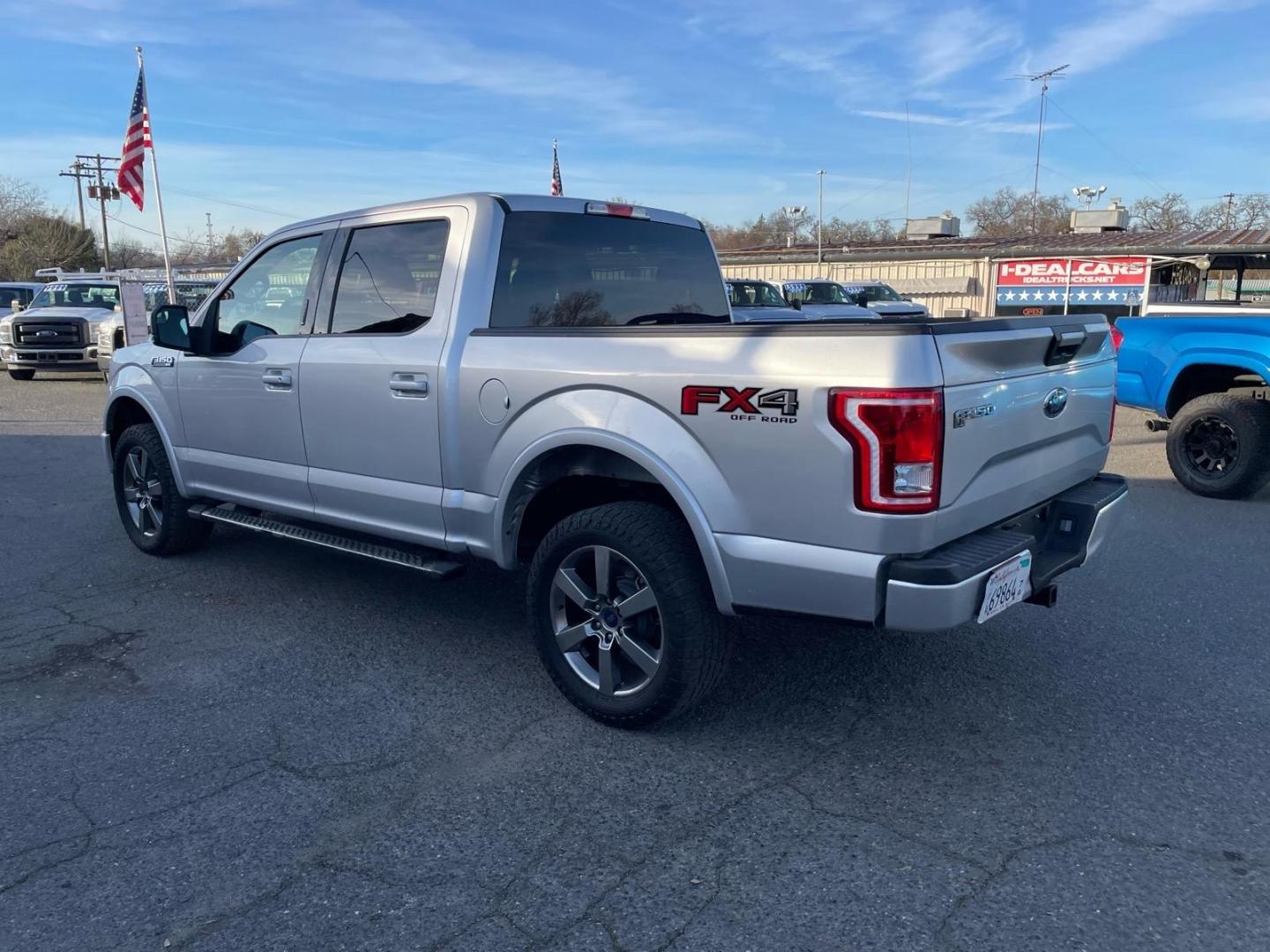 2017 Ingot Silver Ford F-150 XLT (1FTEW1EG1HK) with an 3.5L EcoBoost 3.5L Twin Turbo V6 375hp 470ft. lbs. Direct Injection engine, 10-Speed Shiftable Automatic transmission, located at 800 Riverside Ave, Roseville, CA, 95678, 916-773-4549 & Toll Free: 866-719-4393, 38.732265, -121.291039 - 4X4 FX4 SUPERCREW XLT ECOBOOST 3.5 TWIN TURBO ONE OWNER SERVICE RECORDS - Photo#2
