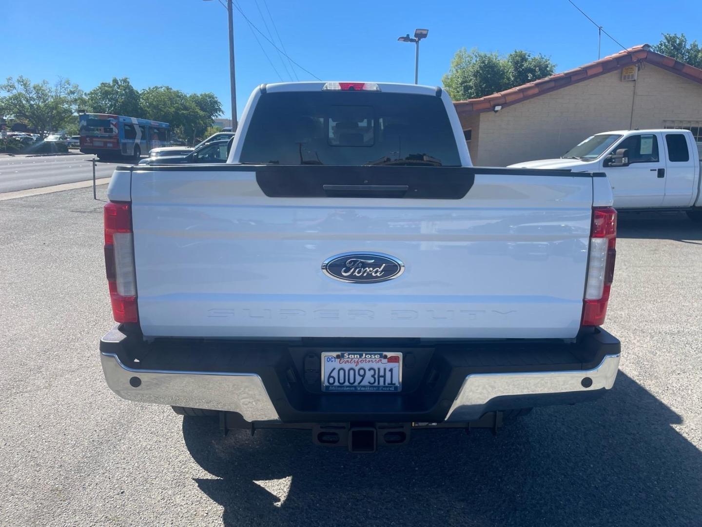 2017 Oxford White Ford F-250 Super Duty Lariat (1FT7W2BT0HE) with an 6.7L Power Stroke 6.7L Biodiesel Turbo V8 440hp 925ft. lbs. Common Rail Direct Injection engine, 6-Speed Shiftable Automatic transmission, located at 800 Riverside Ave, Roseville, CA, 95678, 916-773-4549 & Toll Free: 866-719-4393, 38.732265, -121.291039 - Photo#8