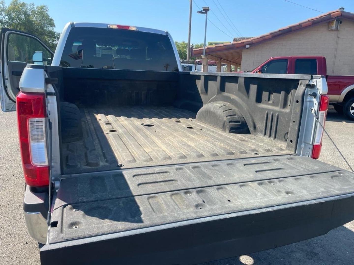 2017 Ingot Silver Ford F-350 Super Duty XL (1FT8W3BT2HE) with an 6.7L Power Stroke 6.7L Biodiesel Turbo V8 440hp 925ft. lbs. Common Rail Direct Injection engine, 6-Speed Shiftable Automatic transmission, located at 800 Riverside Ave, Roseville, CA, 95678, 916-773-4549 & Toll Free: 866-719-4393, 38.732265, -121.291039 - DIESEL CREW CAB 4X4 LIFTED CLEAN CARFAX - Photo#9
