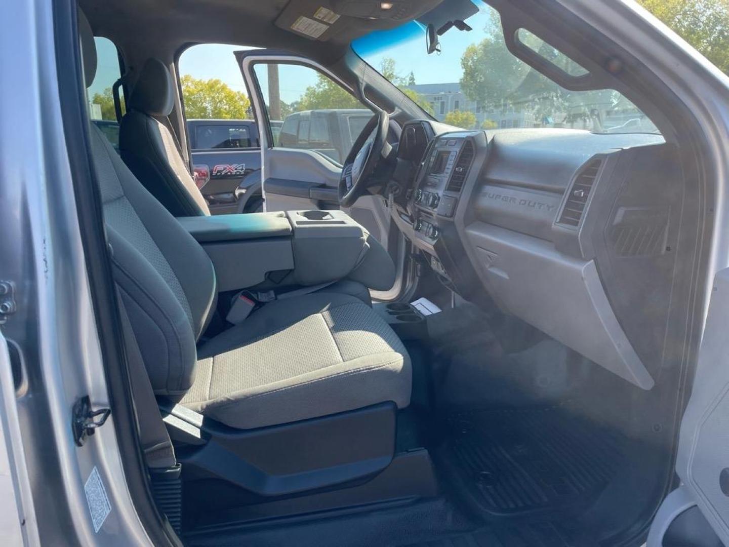 2017 Ingot Silver Ford F-350 Super Duty XL (1FT8W3BT2HE) with an 6.7L Power Stroke 6.7L Biodiesel Turbo V8 440hp 925ft. lbs. Common Rail Direct Injection engine, 6-Speed Shiftable Automatic transmission, located at 800 Riverside Ave, Roseville, CA, 95678, 916-773-4549 & Toll Free: 866-719-4393, 38.732265, -121.291039 - DIESEL CREW CAB 4X4 LIFTED CLEAN CARFAX - Photo#13