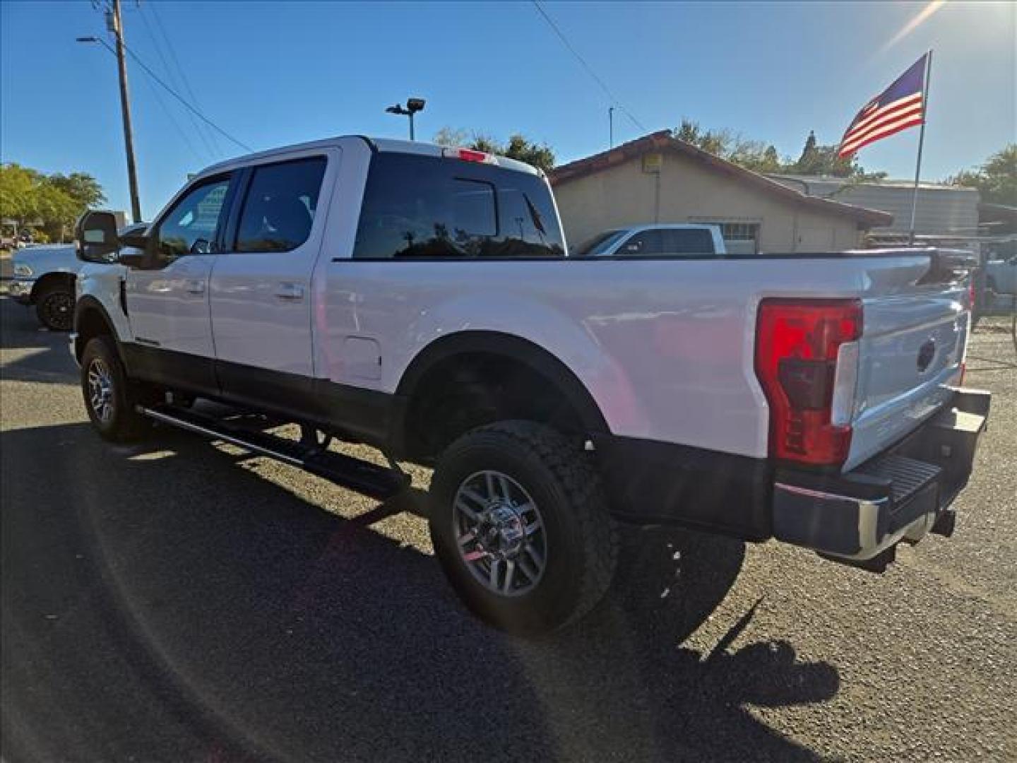 2017 Oxford White Ford F-350 Super Duty Lariat (1FT8W3BT6HE) with an 6.7L Power Stroke 6.7L Biodiesel Turbo V8 440hp 925ft. lbs. Common Rail Direct Injection engine, 6-Speed Shiftable Automatic transmission, located at 800 Riverside Ave, Roseville, CA, 95678, 916-773-4549 & Toll Free: 866-719-4393, 38.732265, -121.291039 - DIESEL CREW CAB 4X4 LARIAT ONE OWNER CLEAN CARFAX - Photo#2