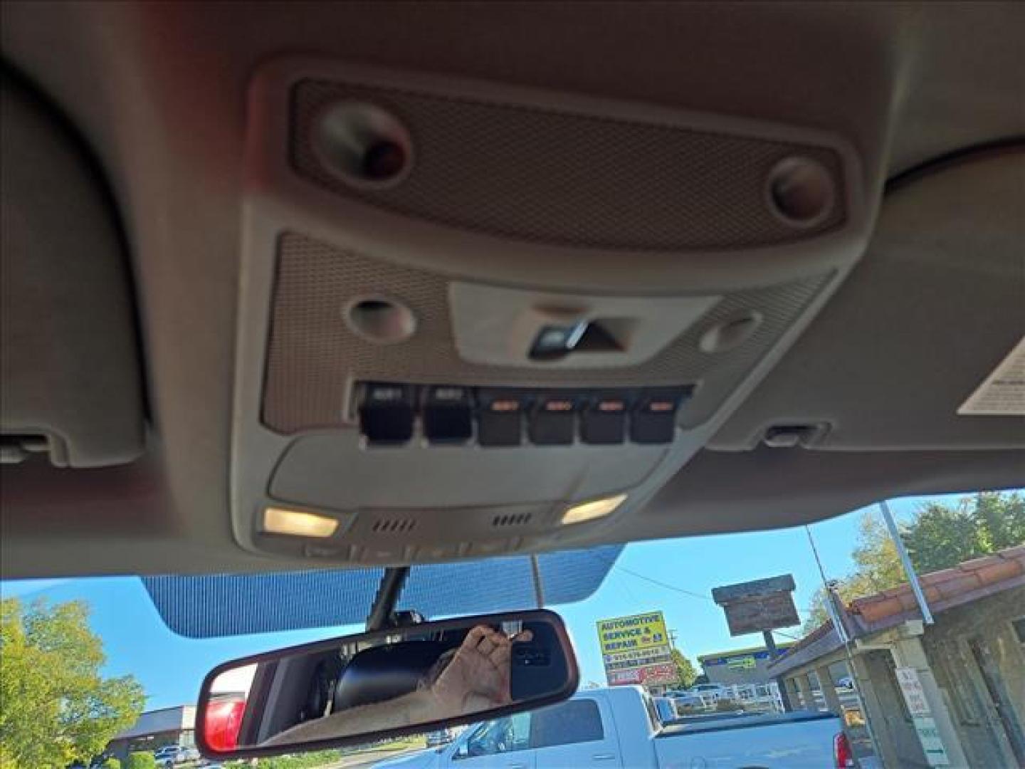 2017 Oxford White Ford F-350 Super Duty Lariat (1FT8W3BT6HE) with an 6.7L Power Stroke 6.7L Biodiesel Turbo V8 440hp 925ft. lbs. Common Rail Direct Injection engine, 6-Speed Shiftable Automatic transmission, located at 800 Riverside Ave, Roseville, CA, 95678, 916-773-4549 & Toll Free: 866-719-4393, 38.732265, -121.291039 - DIESEL CREW CAB 4X4 LARIAT ONE OWNER CLEAN CARFAX - Photo#12