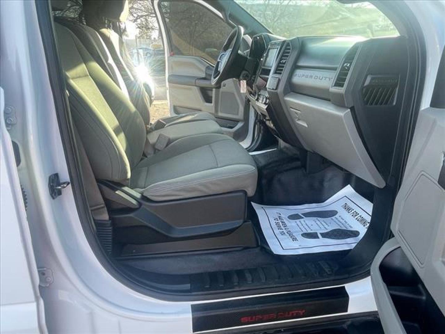 2017 Oxford White Ford F-250 Super Duty XL (1FT7W2BT7HE) with an 6.7L Power Stroke 6.7L Biodiesel Turbo V8 440hp 925ft. lbs. Common Rail Direct Injection engine, 6-Speed Shiftable Automatic transmission, located at 800 Riverside Ave, Roseville, CA, 95678, 916-773-4549 & Toll Free: 866-719-4393, 38.732265, -121.291039 - DIESEL CREW CAB 4X4 FX4 DIESEL CLEAN CARFAX - Photo#13