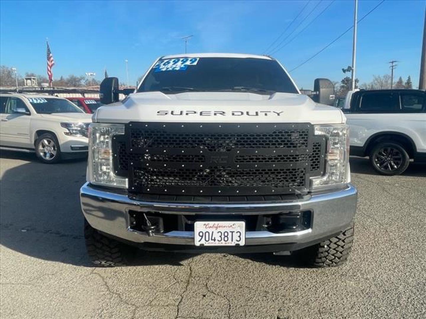 2017 Oxford White Ford F-250 Super Duty XL (1FT7W2BT7HE) with an 6.7L Power Stroke 6.7L Biodiesel Turbo V8 440hp 925ft. lbs. Common Rail Direct Injection engine, 6-Speed Shiftable Automatic transmission, located at 800 Riverside Ave, Roseville, CA, 95678, 916-773-4549 & Toll Free: 866-719-4393, 38.732265, -121.291039 - DIESEL CREW CAB 4X4 FX4 DIESEL CLEAN CARFAX - Photo#8
