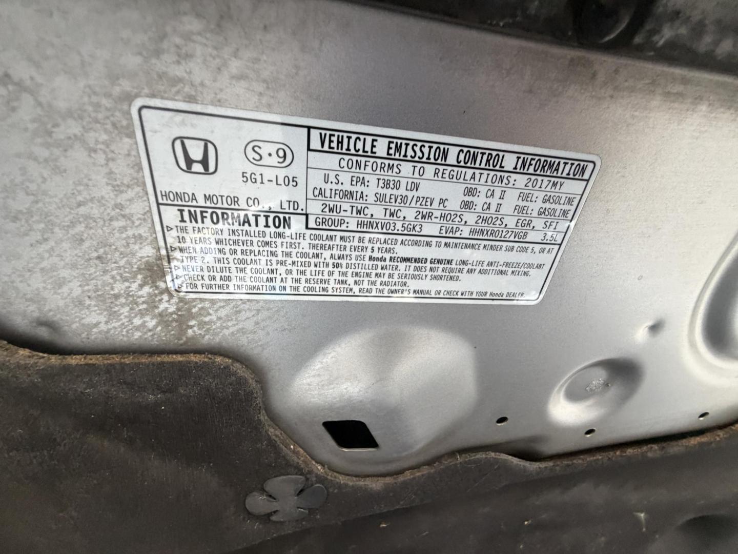 2017 Silver /Gray Honda Accord EX-L Sedan V6 6-Spd AT (1HGCR3F86HA) with an 3.5L V6 SOHC 24V engine, 6A transmission, located at 30 S. Berkeley Avenue, Pasadena, CA, 91107, (626) 248-7567, 34.145447, -118.109398 - Navigation! Leather Seats! Moon-roof! This 2017 Honda Accord EX-L Sedan V6 6-Spd AT looks and drives good. - Photo#20
