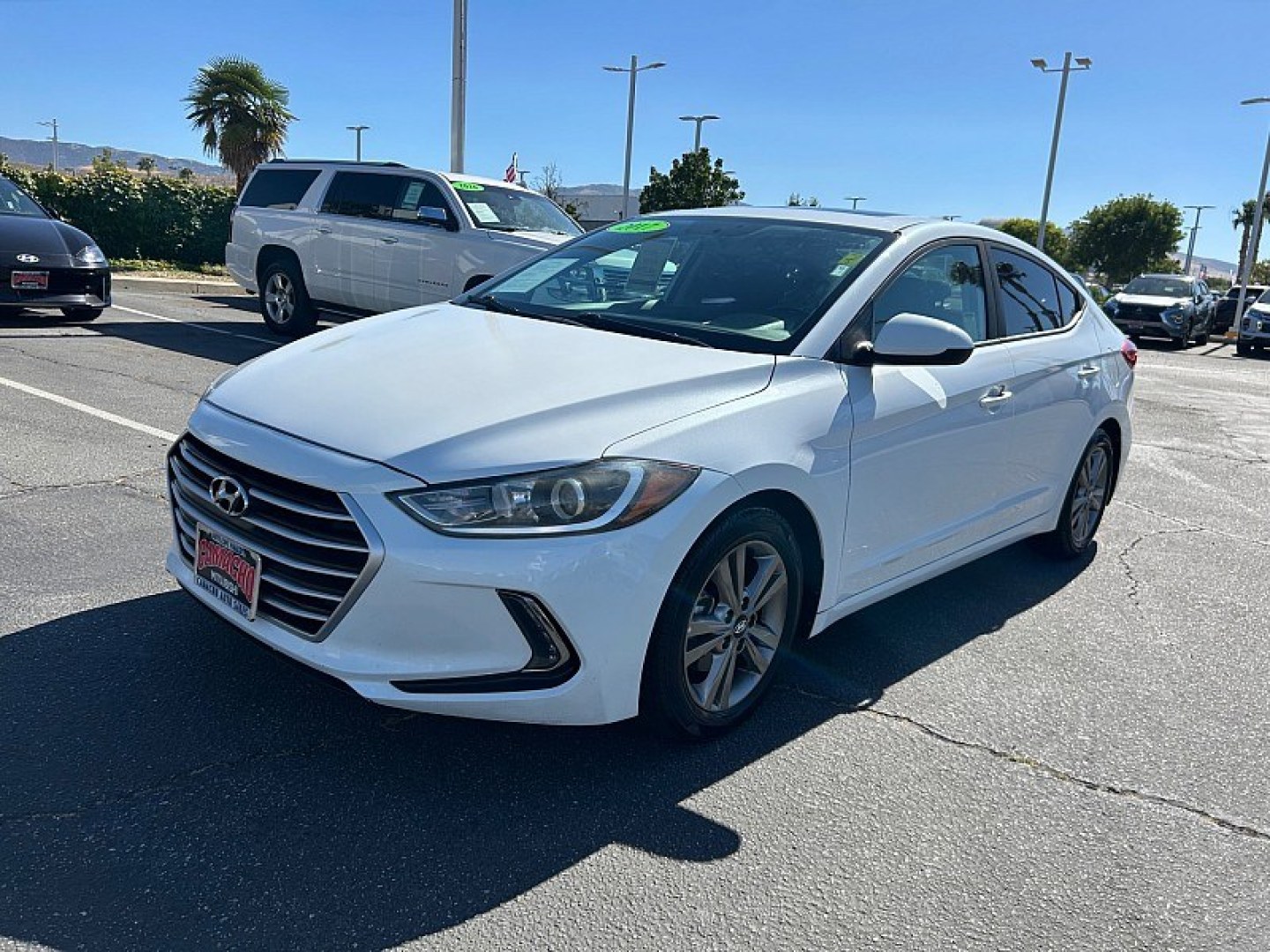 2017 White Hyundai Elantra (5NPD84LF8HH) with an 4-Cyl 2.0 Liter engine, Auto 6-Spd Shiftronic transmission, located at 412 Auto Vista Drive, Palmdale, 93551, (661) 945-0620, 34.592636, -118.136681- Photo#6