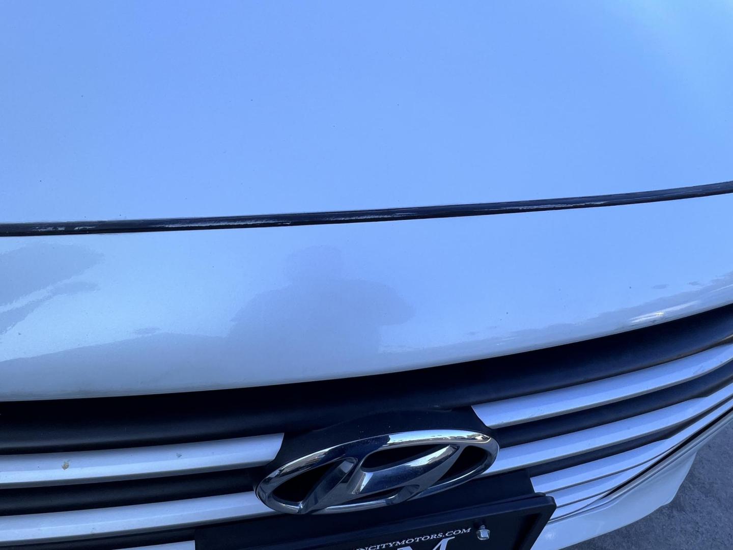 2017 White /Gray Hyundai Elantra Eco (5NPD94LA1HH) with an 1.4L LE DOCH 16V TURBO engine, 7A transmission, located at 30 S. Berkeley Avenue, Pasadena, CA, 91107, (626) 248-7567, 34.145447, -118.109398 - Crown City Motors is a used “Buy Here Pay Here” car dealer in Pasadena CA. “Buy Here Pay Here” financing, means that when you purchase your vehicle from our dealership, that you make the payments to the dealership as well. We do not need the banks approval to get you approved for a used auto - Photo#12