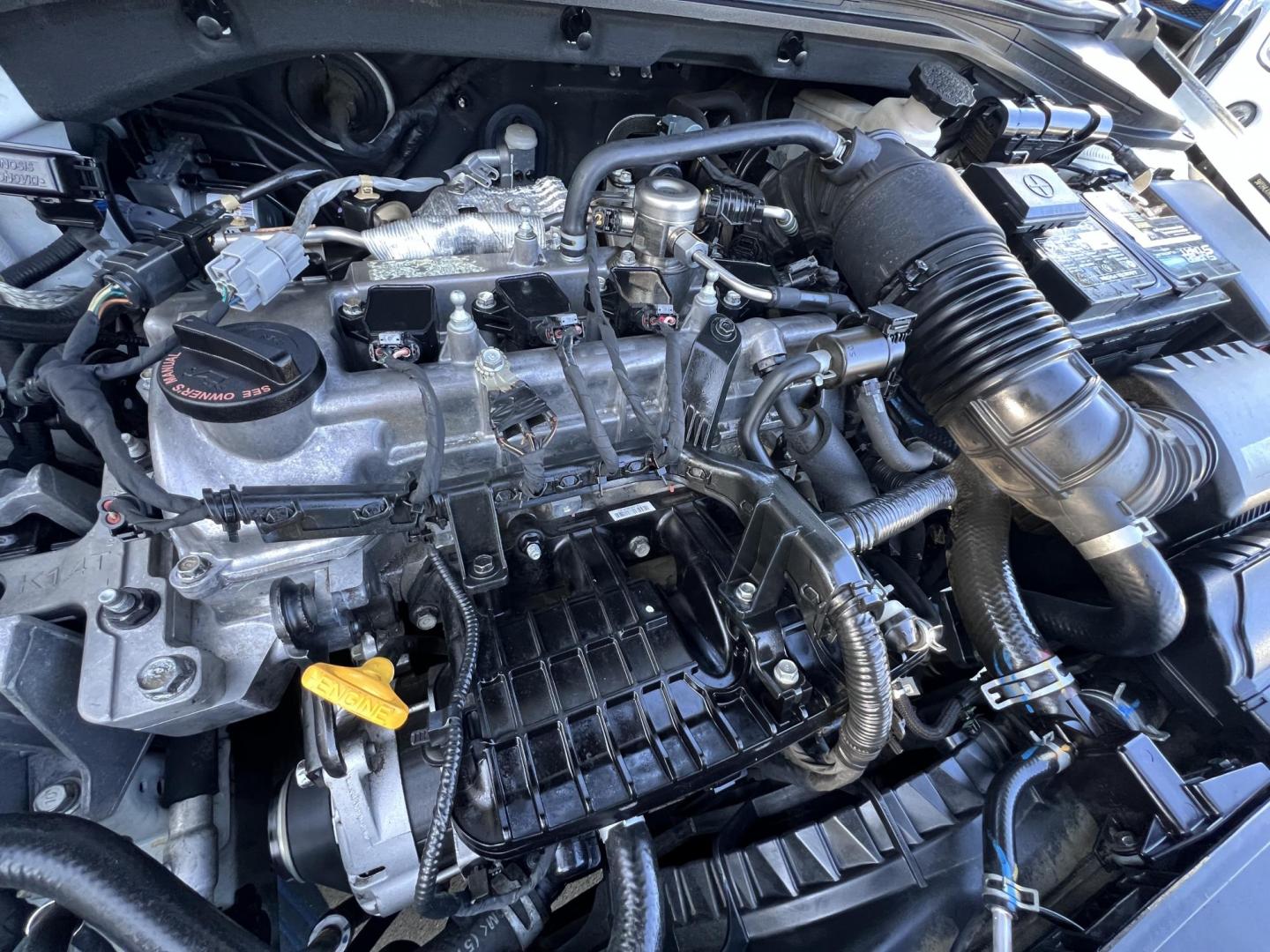 2017 White /Gray Hyundai Elantra Eco (5NPD94LA1HH) with an 1.4L LE DOCH 16V TURBO engine, 7A transmission, located at 30 S. Berkeley Avenue, Pasadena, CA, 91107, (626) 248-7567, 34.145447, -118.109398 - Crown City Motors is a used “Buy Here Pay Here” car dealer in Pasadena CA. “Buy Here Pay Here” financing, means that when you purchase your vehicle from our dealership, that you make the payments to the dealership as well. We do not need the banks approval to get you approved for a used auto - Photo#24