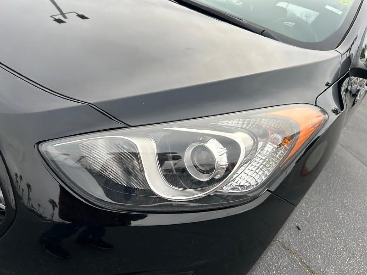 2017 BLACK Hyundai Elantra GT (KMHD35LHXHU) with an 4-Cyl 2.0 Liter engine, Auto 6-Spd Shiftronic transmission, located at 412 Auto Vista Drive, Palmdale, 93551, (661) 945-0620, 34.592636, -118.136681 - Photo#5