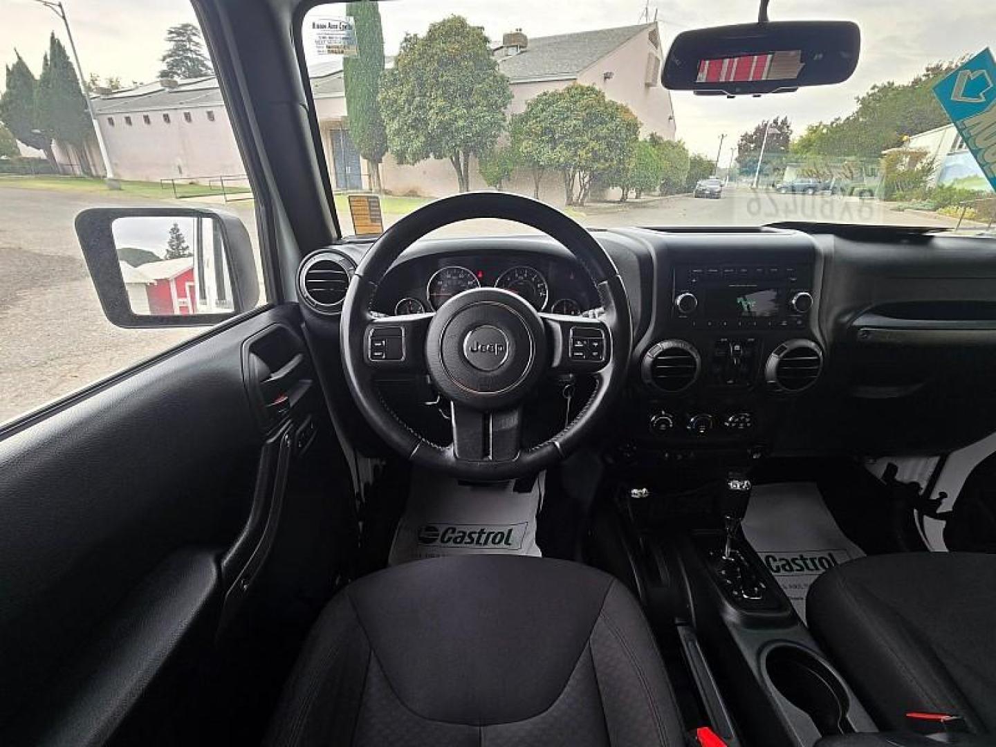 2017 WHITE Jeep Wrangler Unlimited (1C4HJWDG5HL) with an V6 3.6 Liter engine, Automatic 5-Spd transmission, located at 246 E Walker St., Orland, 95963, (530) 865-5800, 39.747589, -122.178398 - Photo#20