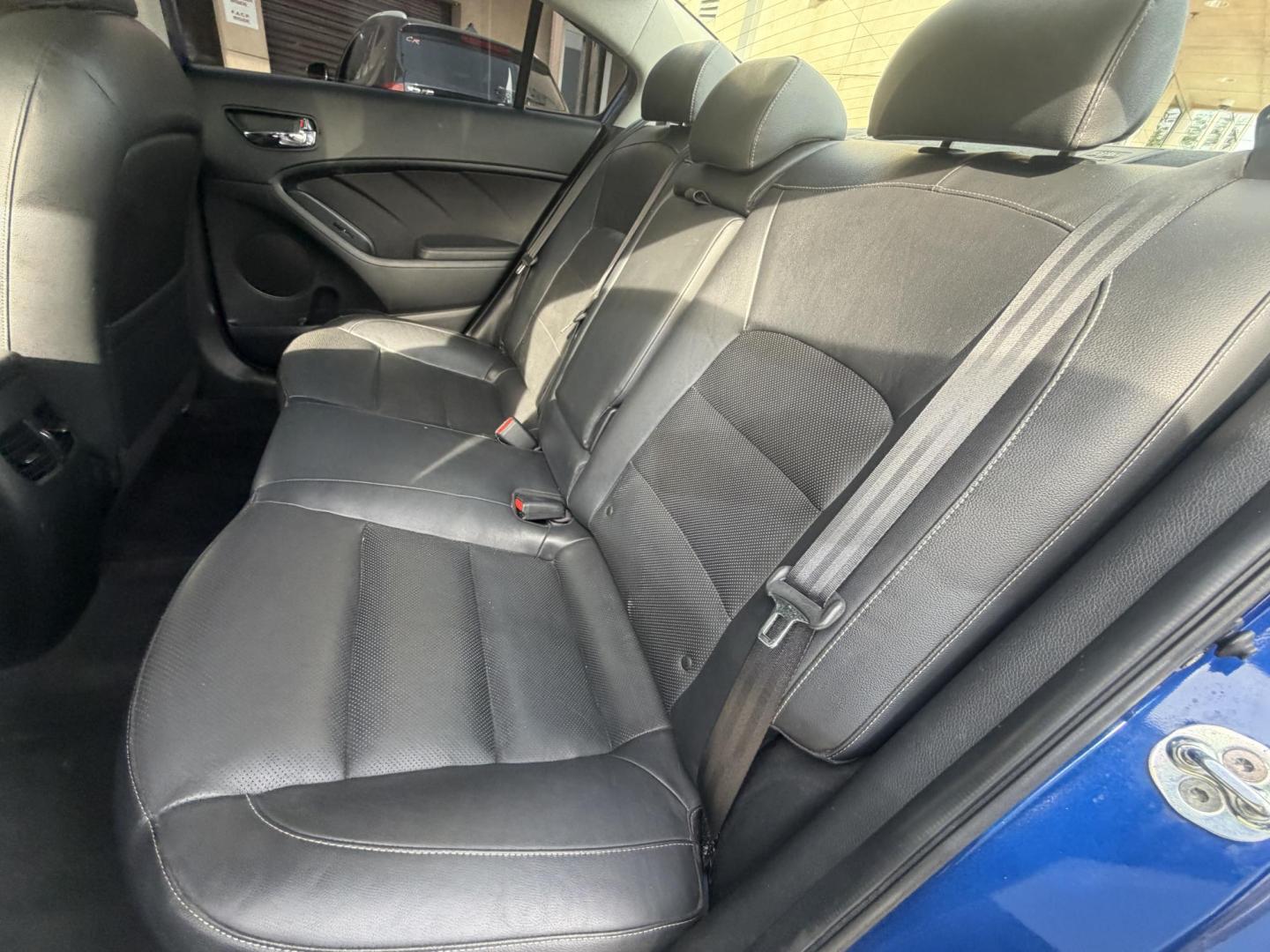 2017 Kia Forte EX (3KPFL4A80HE) with an 2.0L L4 DOHC 16V engine, 6A transmission, located at 30 S. Berkeley Avenue, Pasadena, CA, 91107, (626) 248-7567, 34.145447, -118.109398 - Crown City Motors is a used “Buy Here Pay Here” car dealer in Pasadena CA. “Buy Here Pay Here” financing, means that when you purchase your vehicle from our dealership, that you make the payments to the dealership as well. We do not need the banks approval to get you approved for a used auto - Photo#11