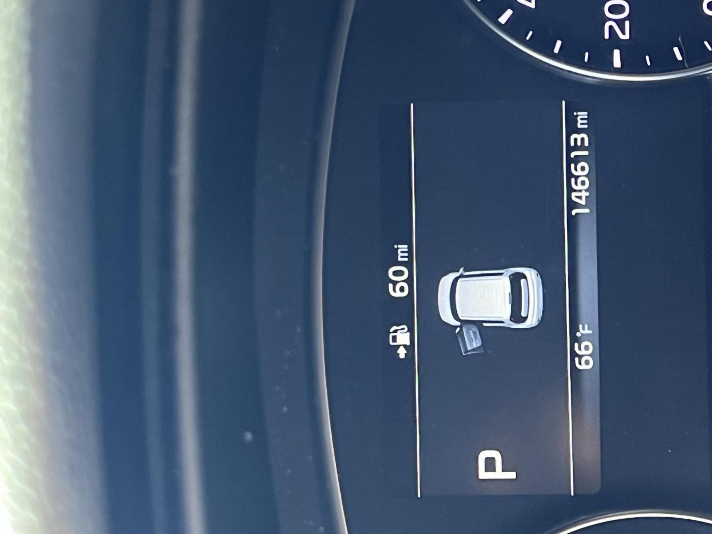 2017 Burnished Copper /Black Kia Soul + (KNDJP3A55H7) with an 2.0L L4 DOHC 16V engine, 6A transmission, located at 30 S. Berkeley Avenue, Pasadena, CA, 91107, (626) 248-7567, 34.145447, -118.109398 - 2017 Kia Soul – Two-Tone Style, Technology, and Affordable Financing – Buy Here Pay Here in Pasadena, CA Looking for a vehicle that blends stand-out design, tech features, and budget-friendly reliability? This 2017 Kia Soul is the perfect compact crossover — and it's available now at Crown - Photo#6