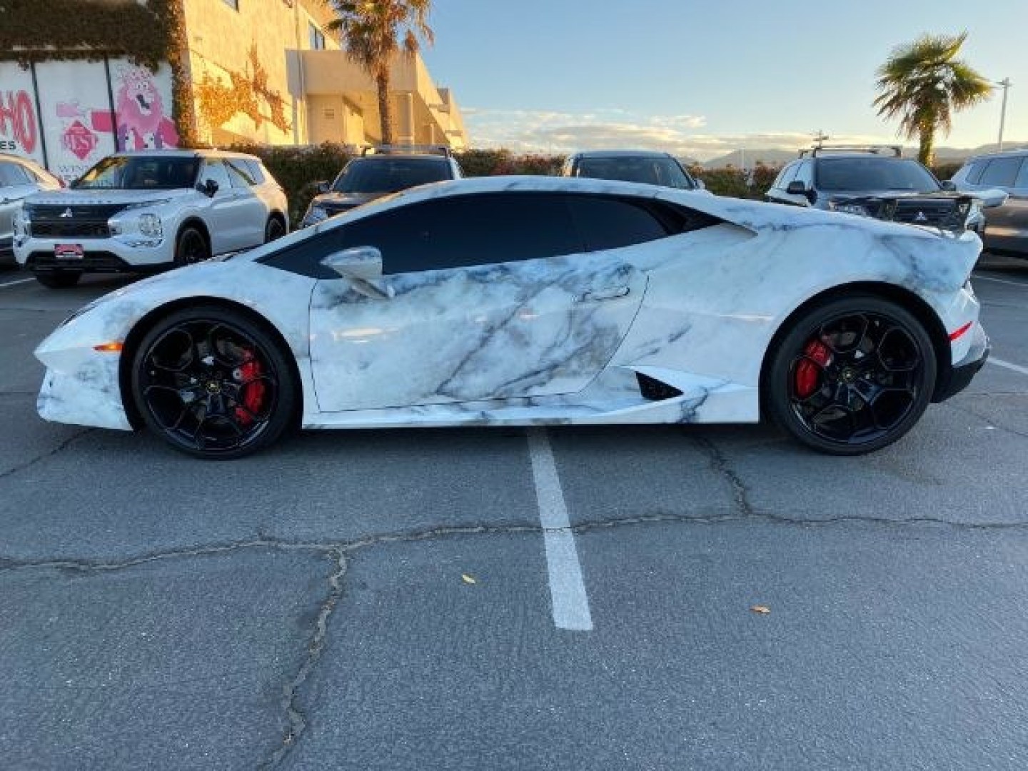 2017 WHITE Lamborghini Huracan (ZHWUC2ZF6HL) with an V10 5.2 Liter engine, Auto 7-Spd Dual-Clutch transmission, located at 412 Auto Vista Drive, Palmdale, 93551, (661) 945-0620, 34.592636, -118.136681- Photo#5