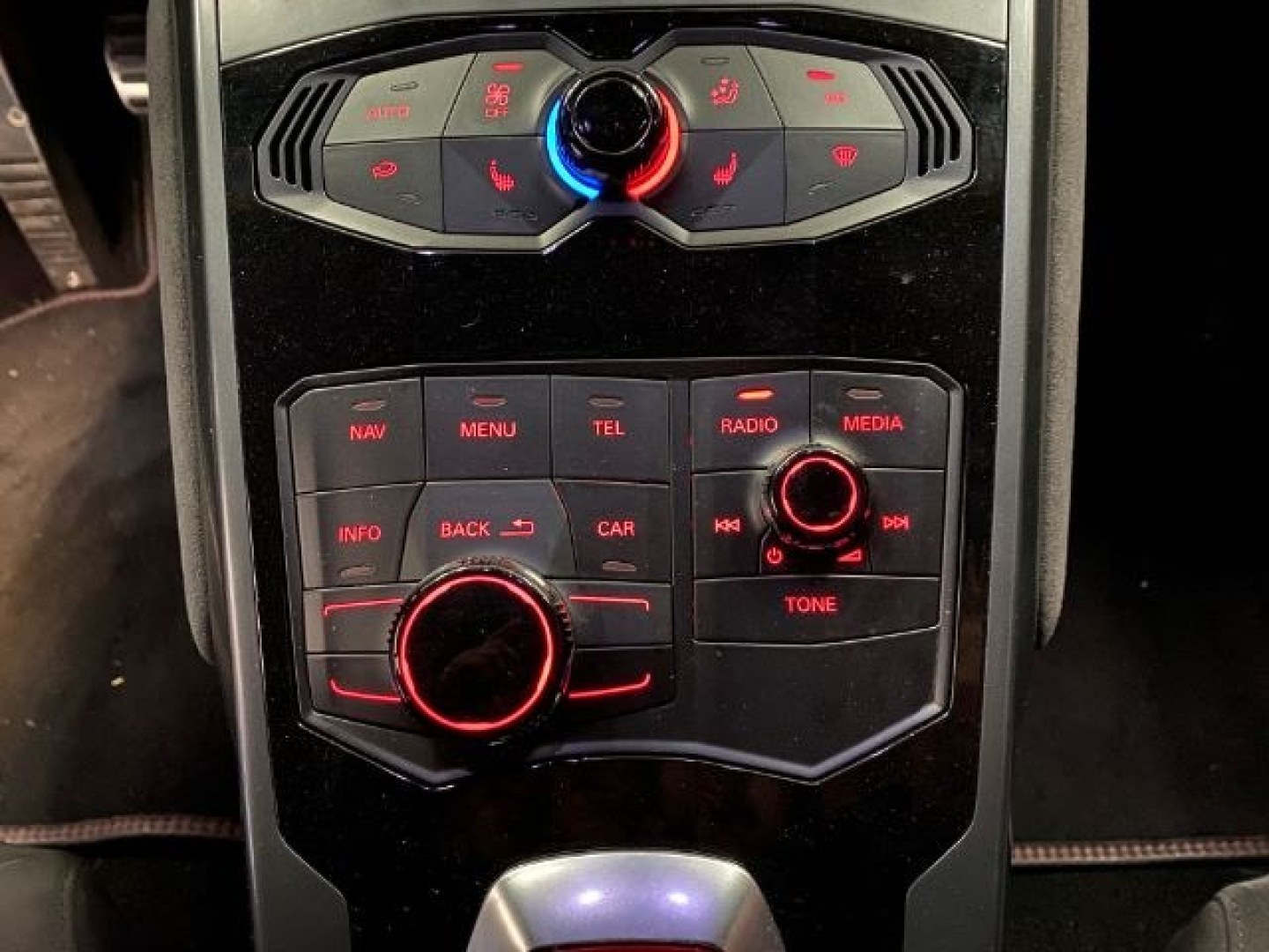 2017 WHITE Lamborghini Huracan (ZHWUC2ZF6HL) with an V10 5.2 Liter engine, Auto 7-Spd Dual-Clutch transmission, located at 412 Auto Vista Drive, Palmdale, 93551, (661) 945-0620, 34.592636, -118.136681- Photo#15