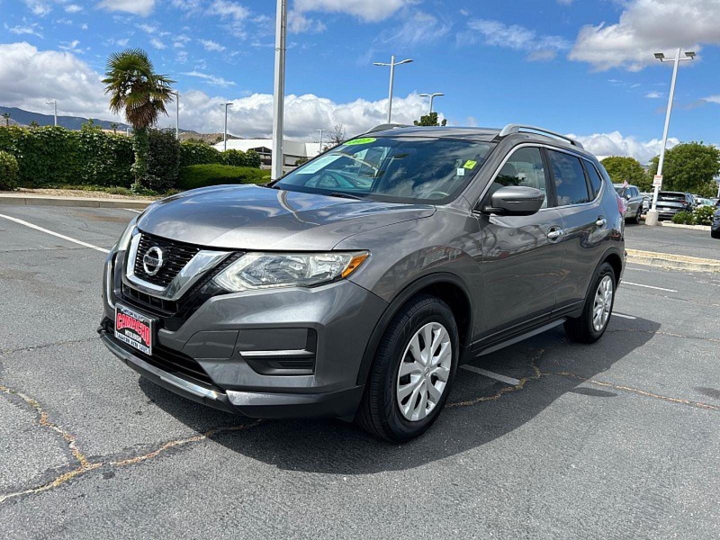 2017 GRAY Nissan Rogue (5N1AT2MN5HC) with an 4-Cyl 2.5 Liter engine, Auto CVT Xtronic transmission, located at 412 Auto Vista Drive, Palmdale, 93551, (661) 945-0620, 34.592636, -118.136681- Photo#3