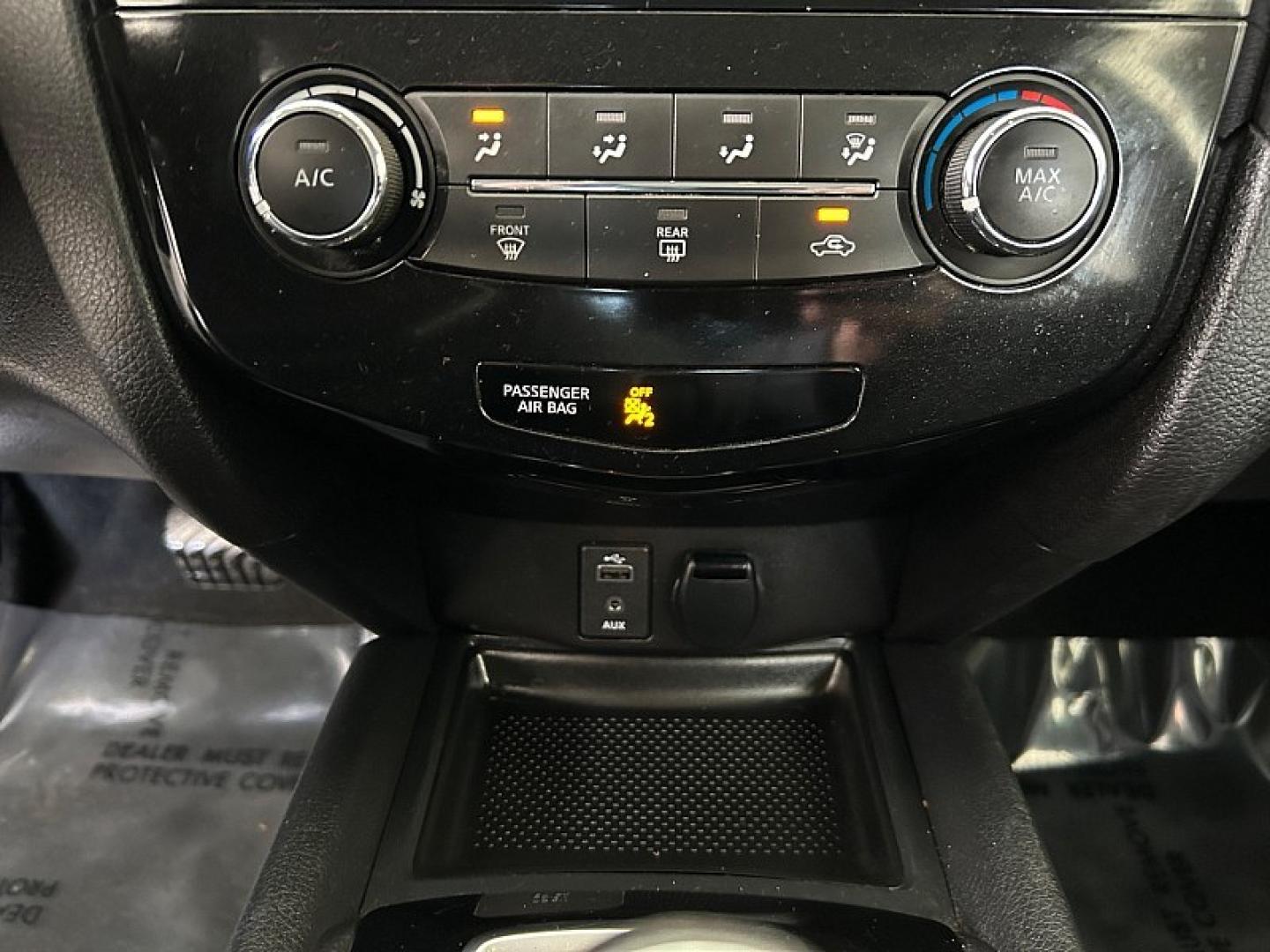 2017 GRAY Nissan Rogue (5N1AT2MN5HC) with an 4-Cyl 2.5 Liter engine, Auto CVT Xtronic transmission, located at 412 Auto Vista Drive, Palmdale, 93551, (661) 945-0620, 34.592636, -118.136681- Photo#22