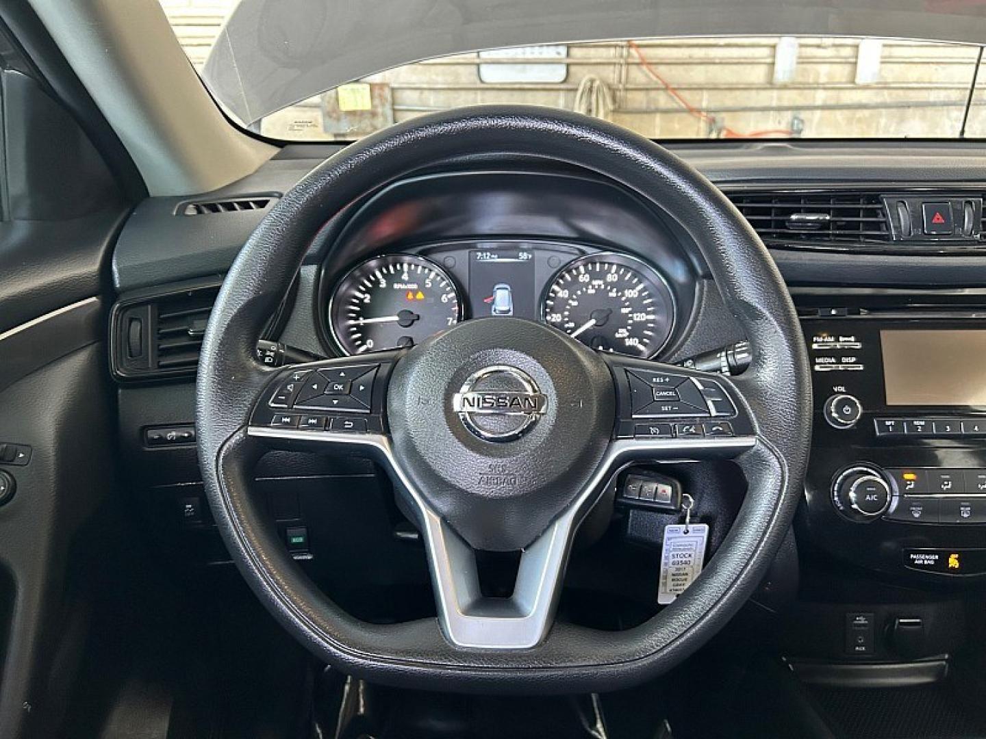 2017 GRAY Nissan Rogue (5N1AT2MN5HC) with an 4-Cyl 2.5 Liter engine, Auto CVT Xtronic transmission, located at 412 Auto Vista Drive, Palmdale, 93551, (661) 945-0620, 34.592636, -118.136681- Photo#24