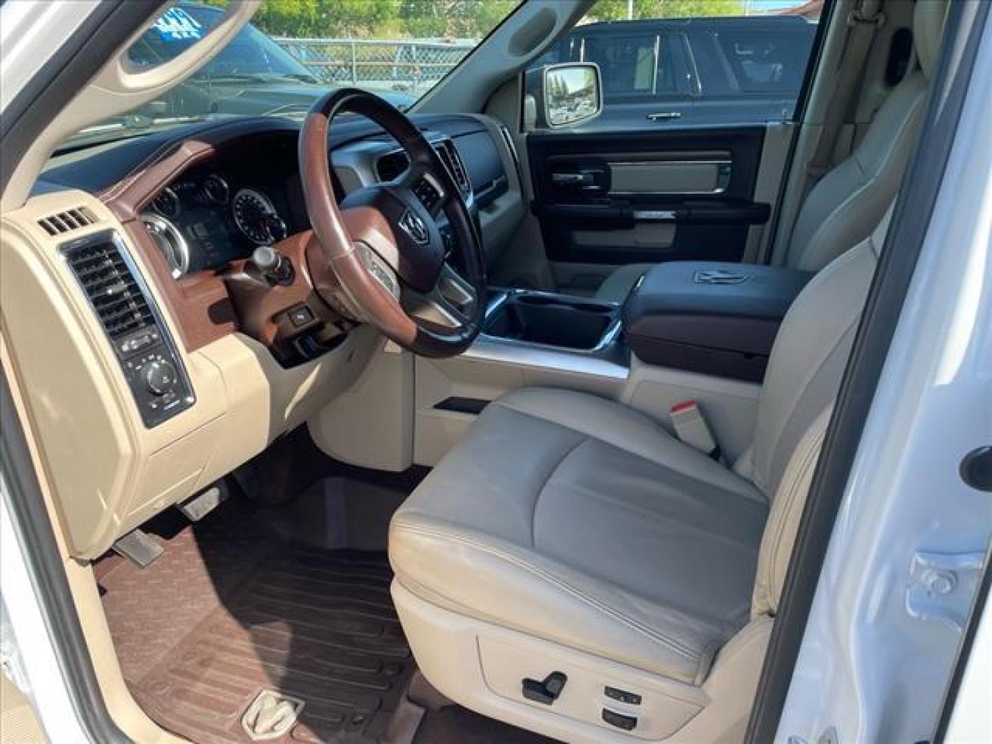 2017 Bright White Clear Coat RAM 1500 Laramie (1C6RR7NM4HS) with an 3.0L EcoDiesel 3.0L Biodiesel Turbo V6 240hp 420ft. lbs. Common Rail Direct Injection engine, 8-Speed Shiftable Automatic transmission, located at 800 Riverside Ave, Roseville, CA, 95678, 916-773-4549 & Toll Free: 866-719-4393, 38.732265, -121.291039 - ECODIESEL CREW CAB 4X4 LARAMIE LEATHER CLEAN CARFAX - Photo#12