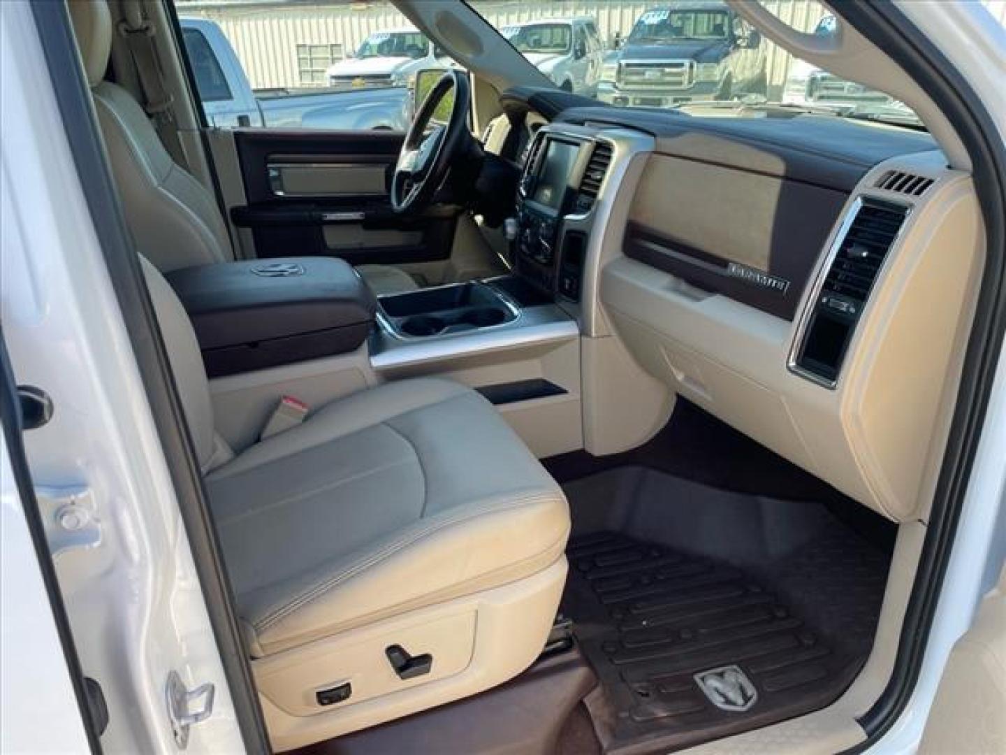 2017 Bright White Clear Coat RAM 1500 Laramie (1C6RR7NM4HS) with an 3.0L EcoDiesel 3.0L Biodiesel Turbo V6 240hp 420ft. lbs. Common Rail Direct Injection engine, 8-Speed Shiftable Automatic transmission, located at 800 Riverside Ave, Roseville, CA, 95678, 916-773-4549 & Toll Free: 866-719-4393, 38.732265, -121.291039 - ECODIESEL CREW CAB 4X4 LARAMIE LEATHER CLEAN CARFAX - Photo#14