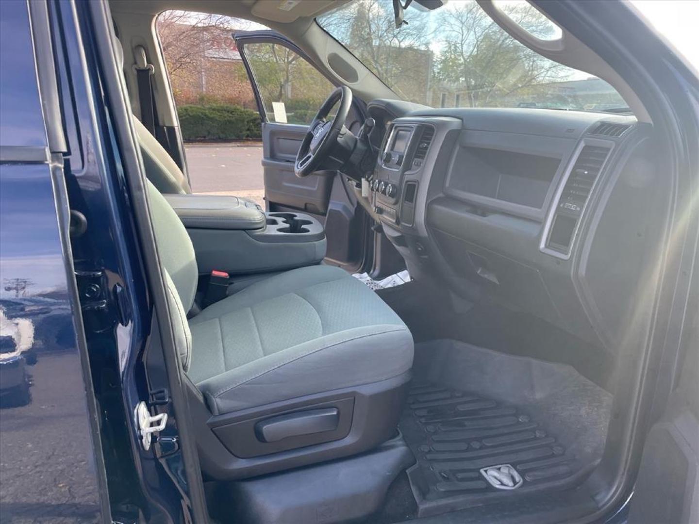 2017 Blue Streak Pearl Coat RAM 2500 Tradesman (3C6UR5CL4HG) with an 6.7L Cummins 6.7L Diesel Turbo I6 350hp 660ft. lbs. Common Rail Direct Injection engine, Automatic transmission, located at 800 Riverside Ave, Roseville, CA, 95678, 916-773-4549 & Toll Free: 866-719-4393, 38.732265, -121.291039 - DIESEL CREW CAB 4X4 TRADESMAN CLEAN CARFAX - Photo#13