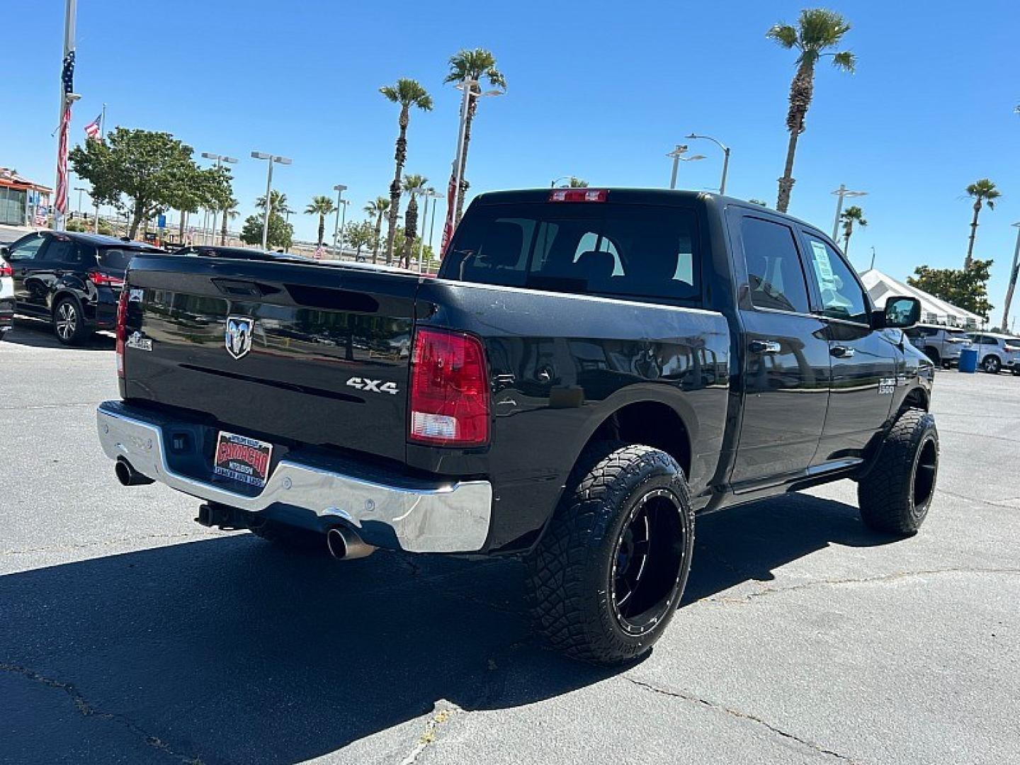 2017 BLACK Ram 1500 4WD (3C6RR7LTXHG) with an V8 HEMI 5.7 Liter engine, Automatic 8-Spd transmission, located at 412 Auto Vista Drive, Palmdale, 93551, (661) 945-0620, 34.592636, -118.136681 - Photo#8