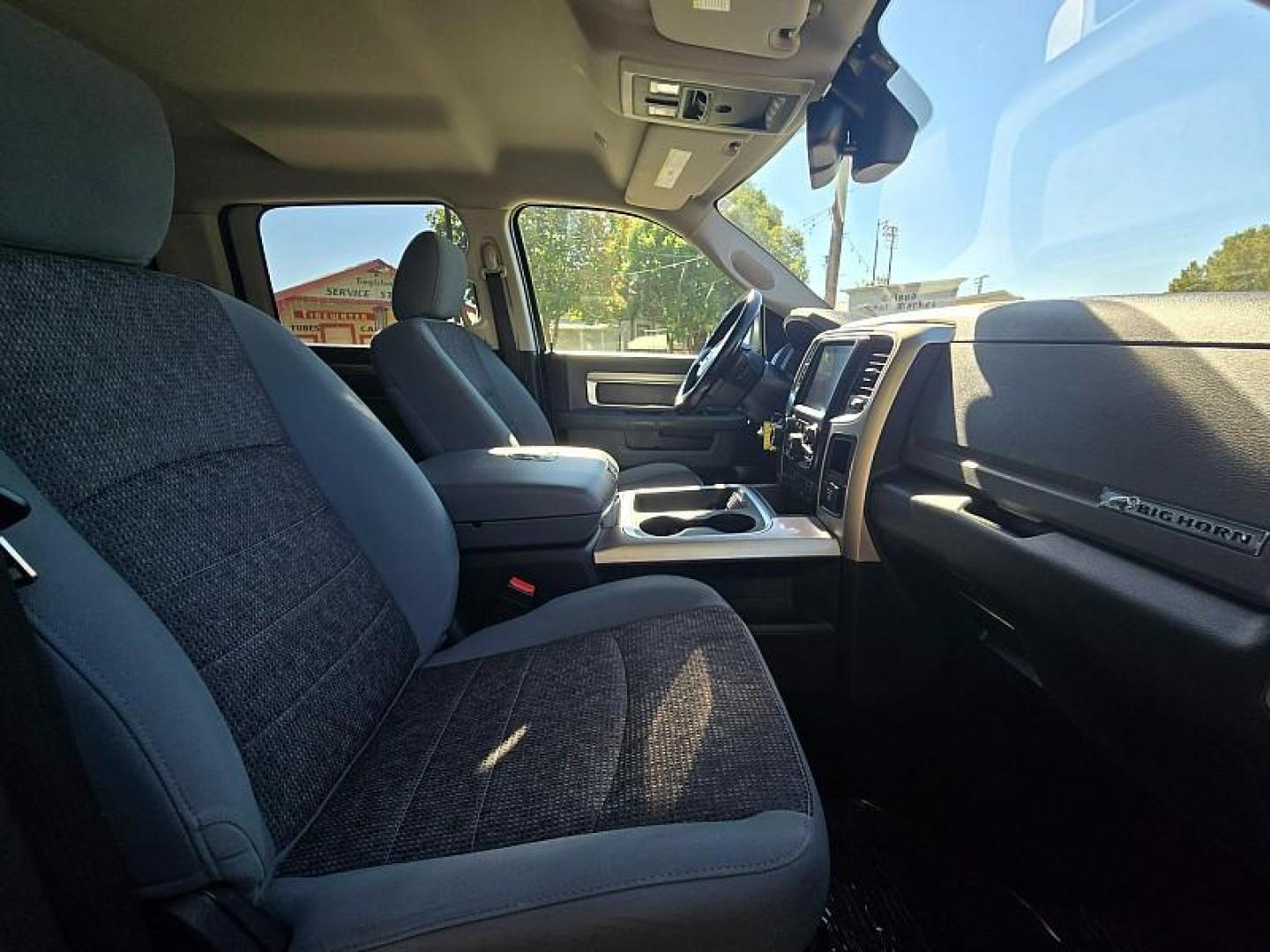 2017 GRAY Ram 1500 4WD (1C6RR7LT3HS) with an V8 HEMI 5.7 Liter engine, Automatic 8-Spd transmission, located at 246 E Walker St., Orland, 95963, (530) 865-5800, 39.747589, -122.178398 - Photo#18
