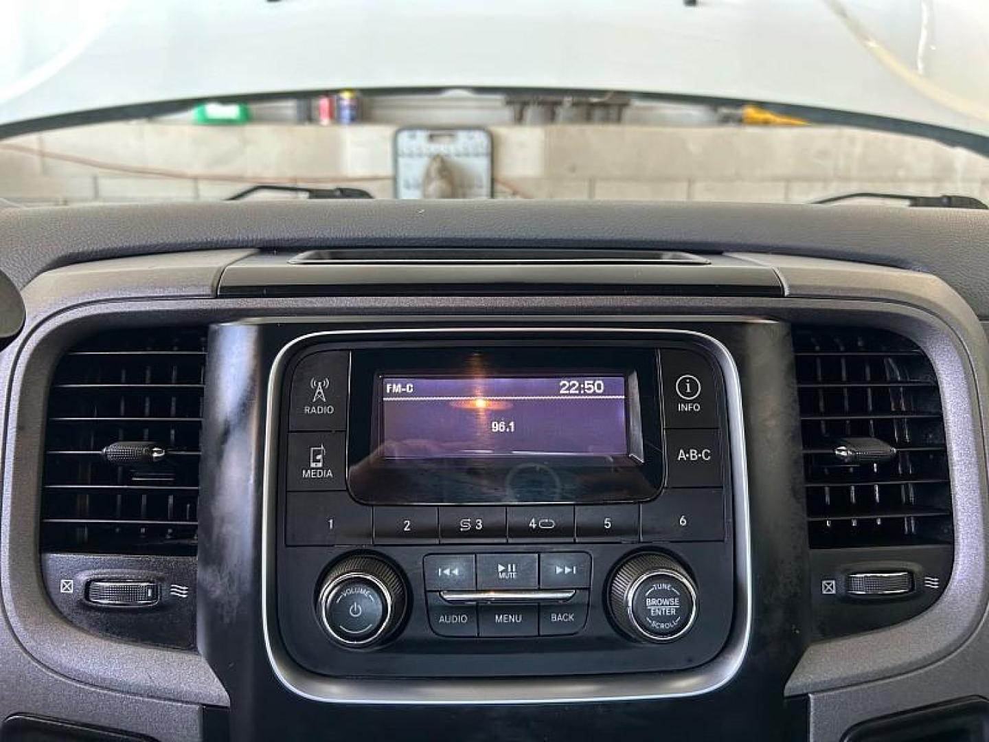 2017 WHITE Ram 2500 4WD (3C6TR5HT1HG) with an 8-Cyl 5.7 Liter engine, Automatic transmission, located at 412 Auto Vista Drive, Palmdale, 93551, (661) 945-0620, 34.592636, -118.136681 - Photo#23