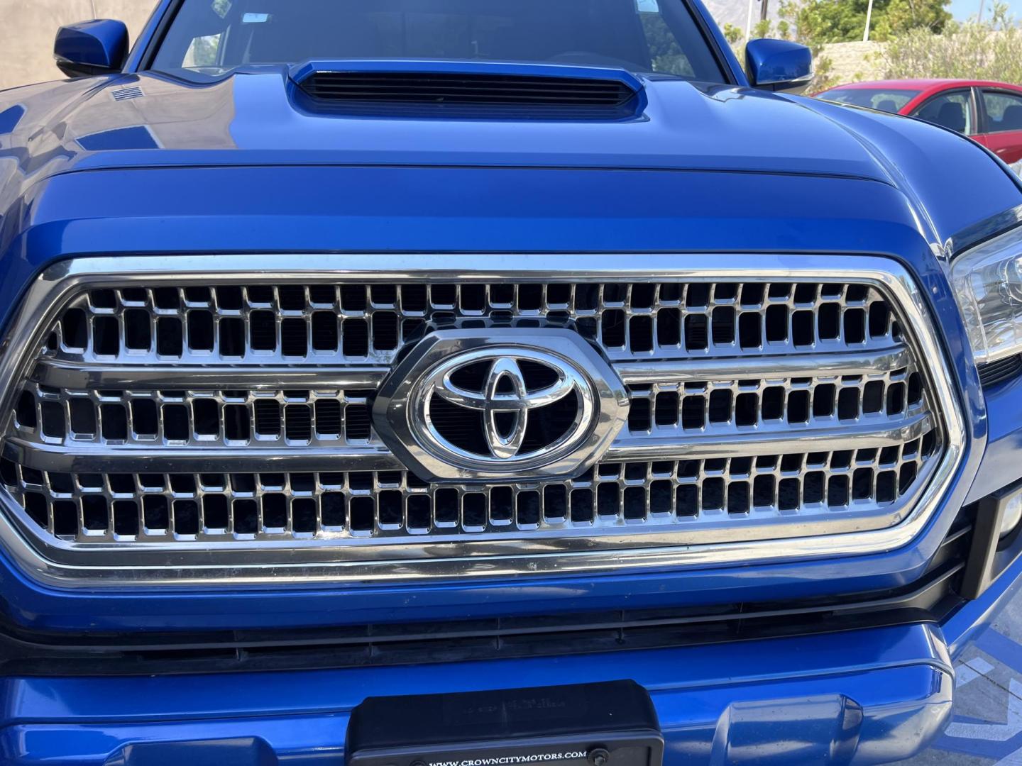 2017 Blazing Blue Metallic /Gray Toyota Tacoma SR5 Double Cab Long Bed V6 6AT 2WD (5TFAZ5CN3HX) with an 3.6L V6 DOHC 24V engine, 6A transmission, located at 30 S. Berkeley Avenue, Pasadena, CA, 91107, (626) 248-7567, 34.145447, -118.109398 - 2017 Toyota Tacoma SR5 – V6, Double Cab – Blazing Blue Metallic – Buy Here Pay Here Pasadena Looking for a dependable and powerful midsize pickup that’s ready for work or play? Check out this 2017 Toyota Tacoma SR5 Double Cab finished in the eye-catching Blazing Blue Metallic. This Tacoma o - Photo#18