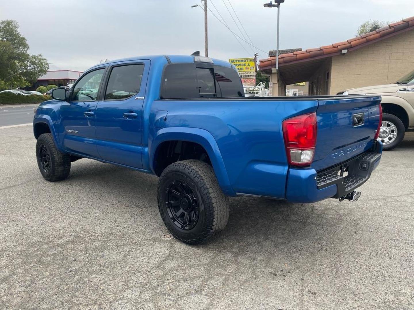 2017 Blazing Blue Pearl Toyota Tacoma TRD Sport (5TFCZ5AN6HX) with an 3.5L 3.5L V6 278hp 265ft. lbs. Direct Injection engine, 6-Speed Manual transmission, located at 800 Riverside Ave, Roseville, CA, 95678, 916-773-4549 & Toll Free: 866-719-4393, 38.732265, -121.291039 - 4X4 DOUBLE CAB TRD SPORT LEATHER MOON ROOF SERVICE RECORDS MANUAL TRANSMISSION - Photo#2