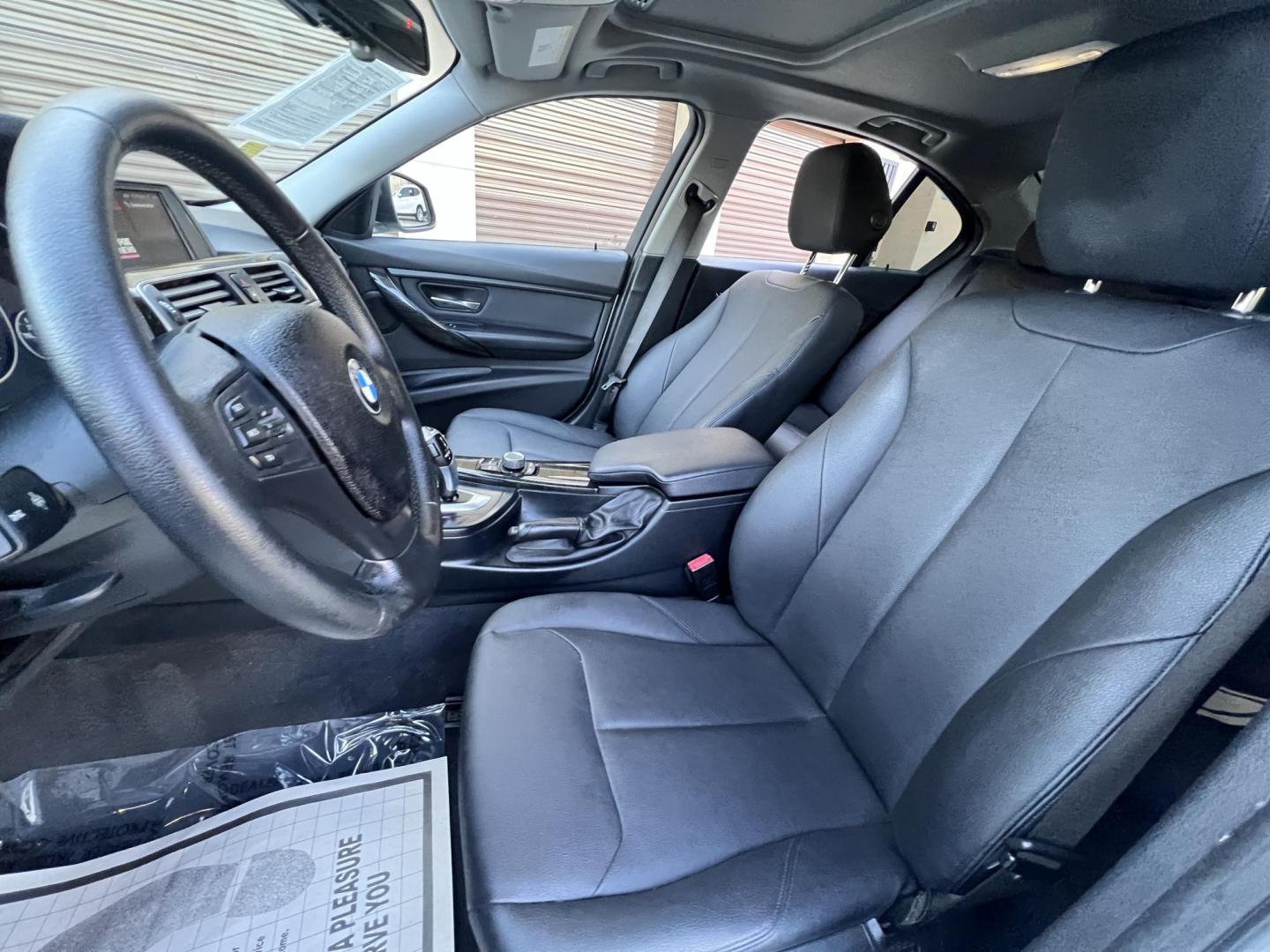 2018 Alpine White /Black BMW 3-Series 320i Sedan with an 2.0L L4 DOHC 16V engine, 8A transmission, located at 30 S. Berkeley Avenue, Pasadena, CA, 91107, (626) 248-7567, 34.145447, -118.109398 - 2018 BMW 320i Sedan – Buy Here Pay Here – $995 Down – Bad Credit OK – Crown City Motors Pasadena Experience affordable luxury in this 2018 BMW 320i Sedan, now available at Crown City Motors in Pasadena with Buy Here Pay Here financing. This stylish, German-engineered sedan delivers both per - Photo#8