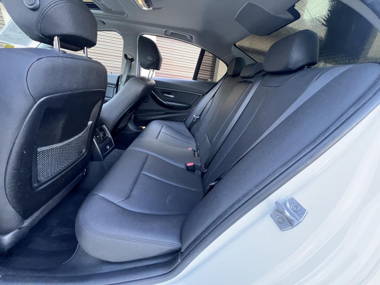 2018 Alpine White /Black BMW 3-Series 320i Sedan with an 2.0L L4 DOHC 16V engine, 8A transmission, located at 30 S. Berkeley Avenue, Pasadena, CA, 91107, (626) 248-7567, 34.145447, -118.109398 - 2018 BMW 320i Sedan – Buy Here Pay Here – $995 Down – Bad Credit OK – Crown City Motors Pasadena Experience affordable luxury in this 2018 BMW 320i Sedan, now available at Crown City Motors in Pasadena with Buy Here Pay Here financing. This stylish, German-engineered sedan delivers both per - Photo#16