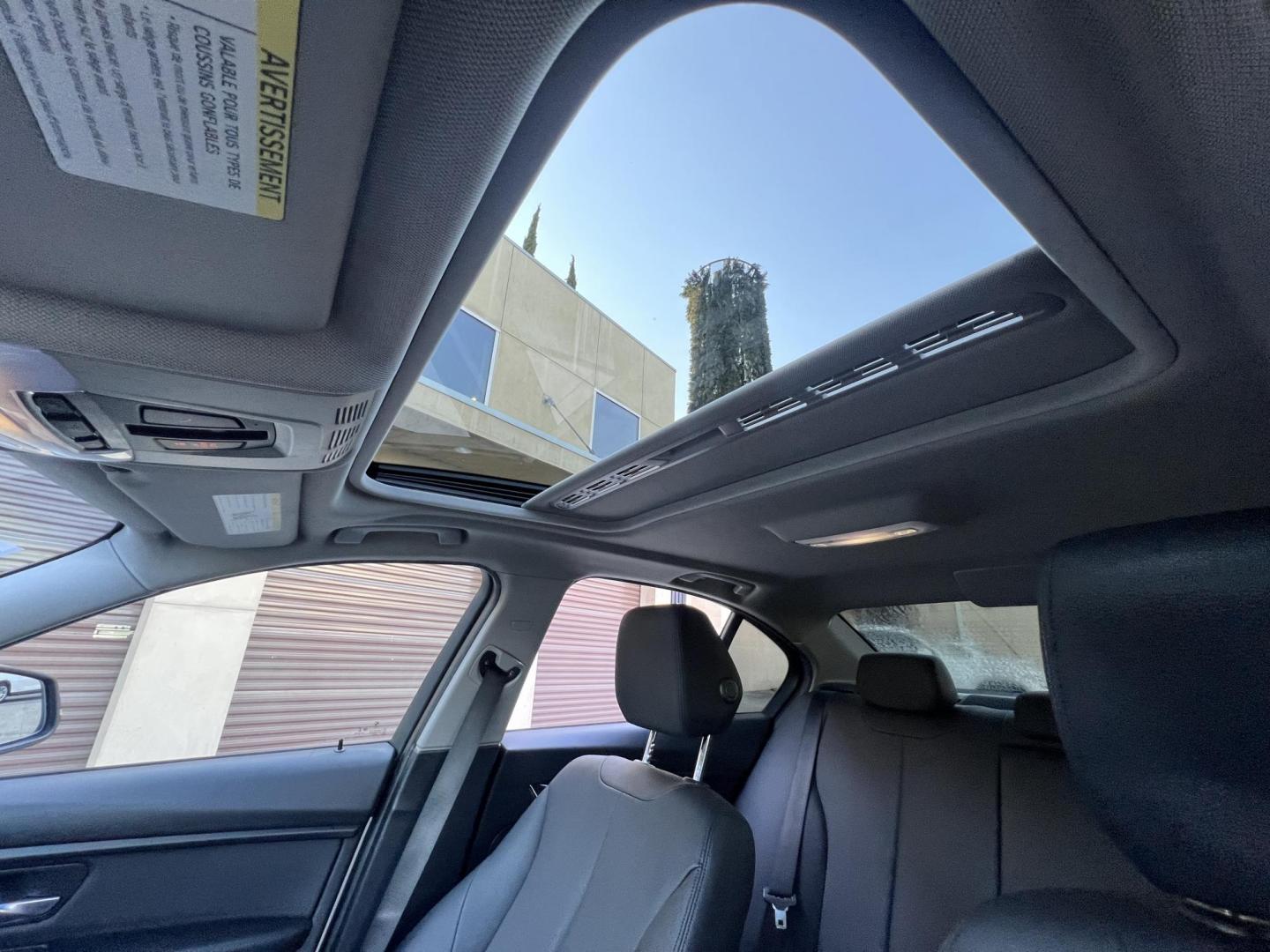 2018 Alpine White /Black BMW 3-Series 320i Sedan with an 2.0L L4 DOHC 16V engine, 8A transmission, located at 30 S. Berkeley Avenue, Pasadena, CA, 91107, (626) 248-7567, 34.145447, -118.109398 - 2018 BMW 320i Sedan – Buy Here Pay Here – $995 Down – Bad Credit OK – Crown City Motors Pasadena Experience affordable luxury in this 2018 BMW 320i Sedan, now available at Crown City Motors in Pasadena with Buy Here Pay Here financing. This stylish, German-engineered sedan delivers both per - Photo#17